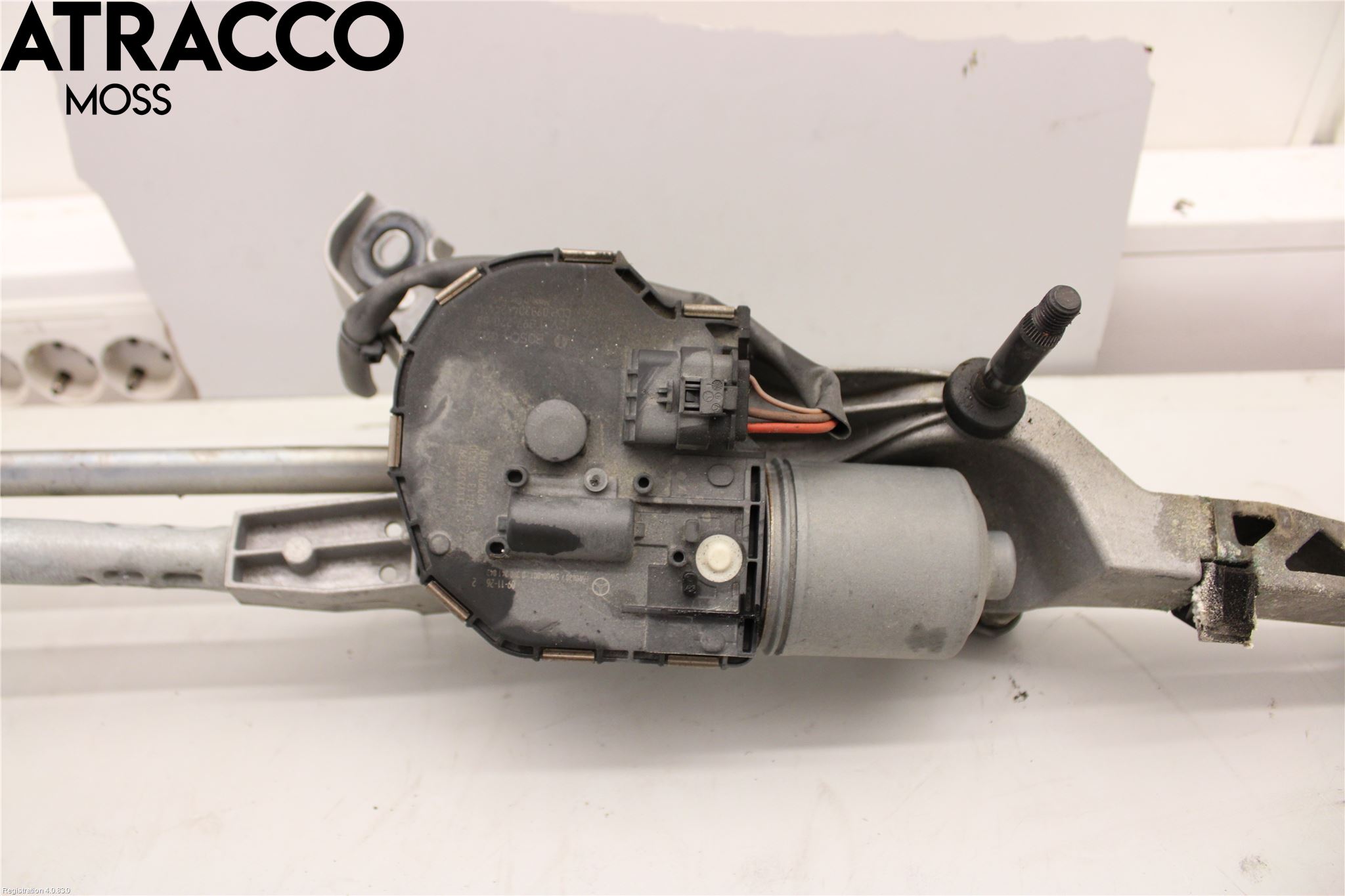 Mercedes-Benz MB C-KLASS (W204) 07-15 Viskermotor Frontrute