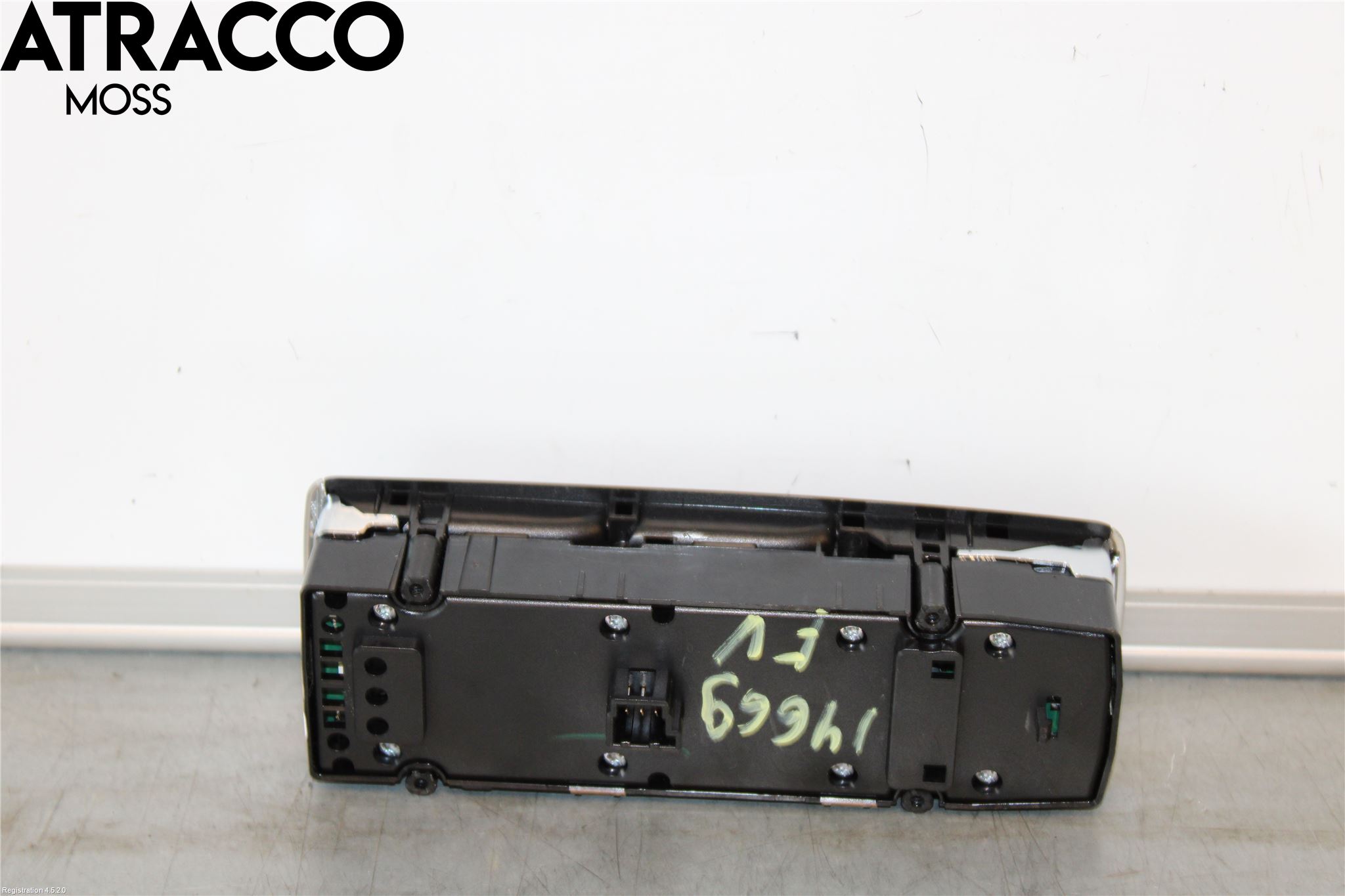 Mercedes-Benz MB C-KLASS (W204) 07-15 Bryter Vindusheis