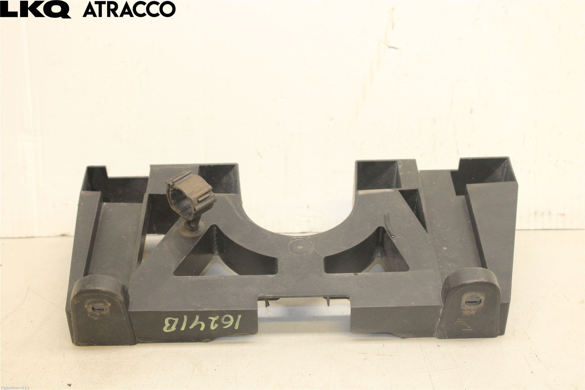 MG 4 23- Støtfanger Bak Feste