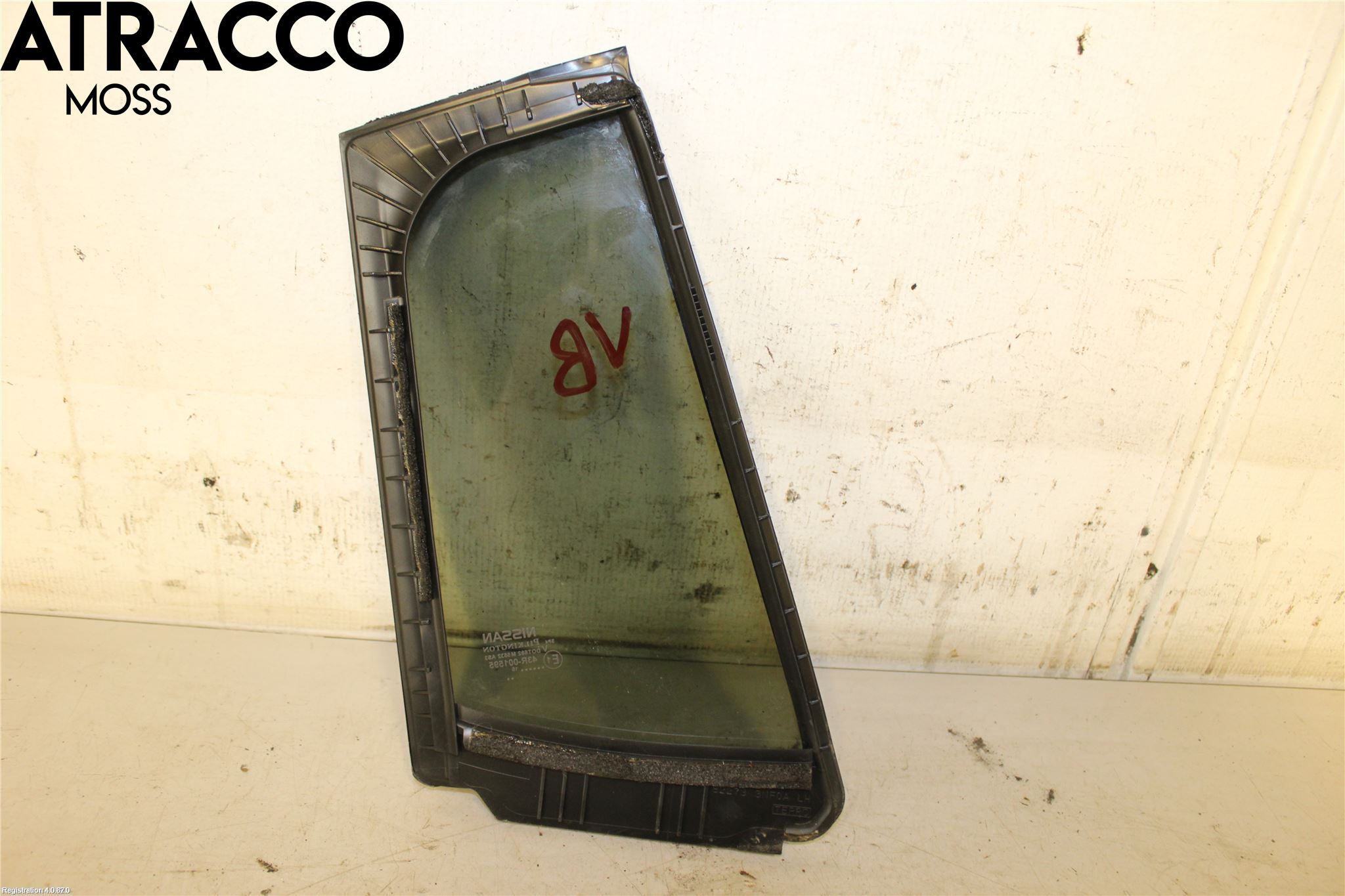 Nissan LEAF 11-17 Siderute Bak I Kar Venstfast