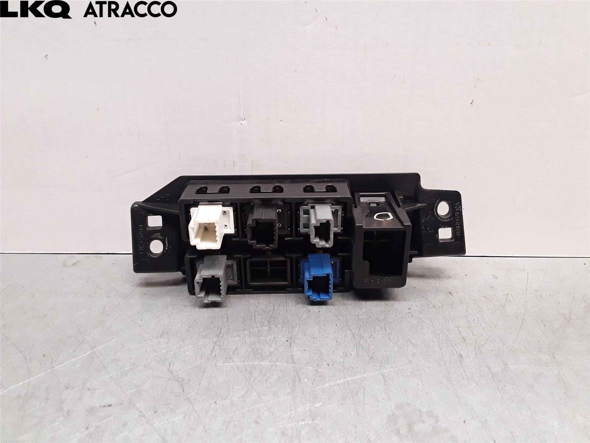 Nissan LEAF 18- Bryter  Ac