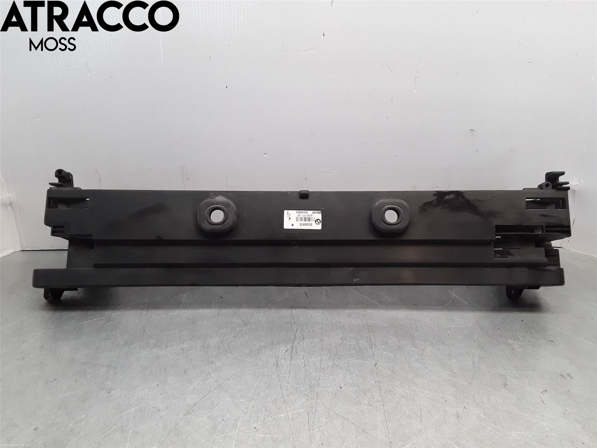 BMW 5 F10/F11/F18 09-17 Radiator Feste - Ramme - Bjelk