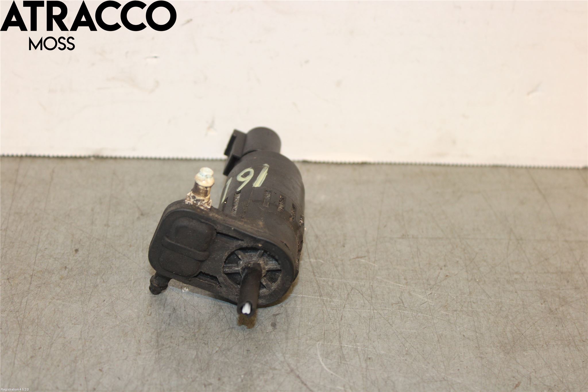 Skoda SUPERB 09-15 Spylerpumpe Frontrute