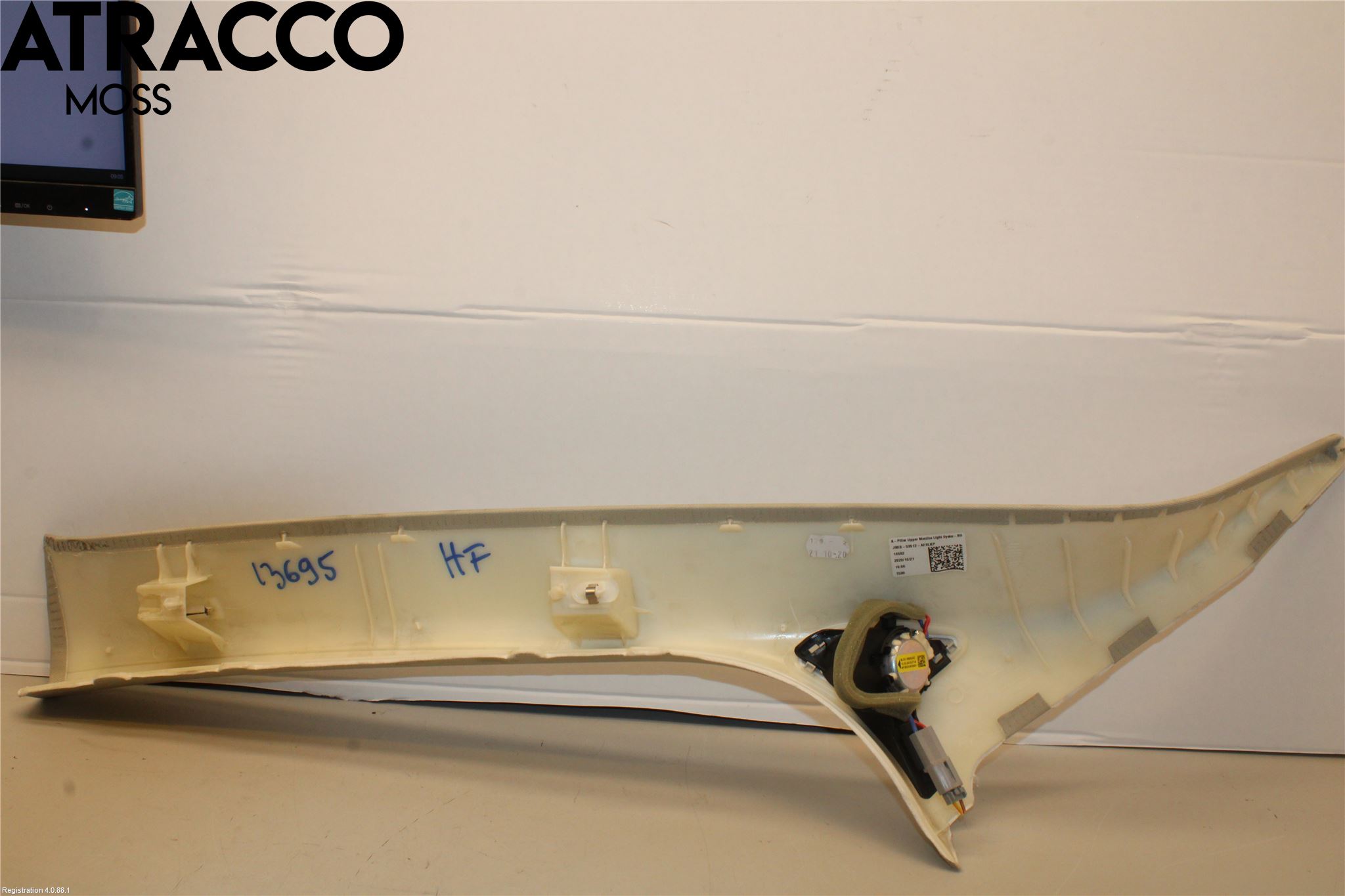 Jaguar I-PACE 18- Innr Deksel A-B-C Stolpe