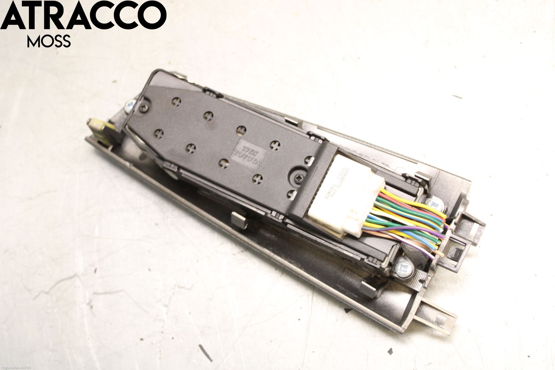 Toyota COROLLA 02-07 Bryter Vindusheis