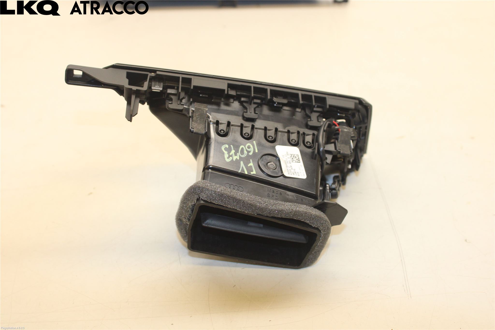 Audi E-TRON, S GE 19- Dashbord Kanal - Dyse