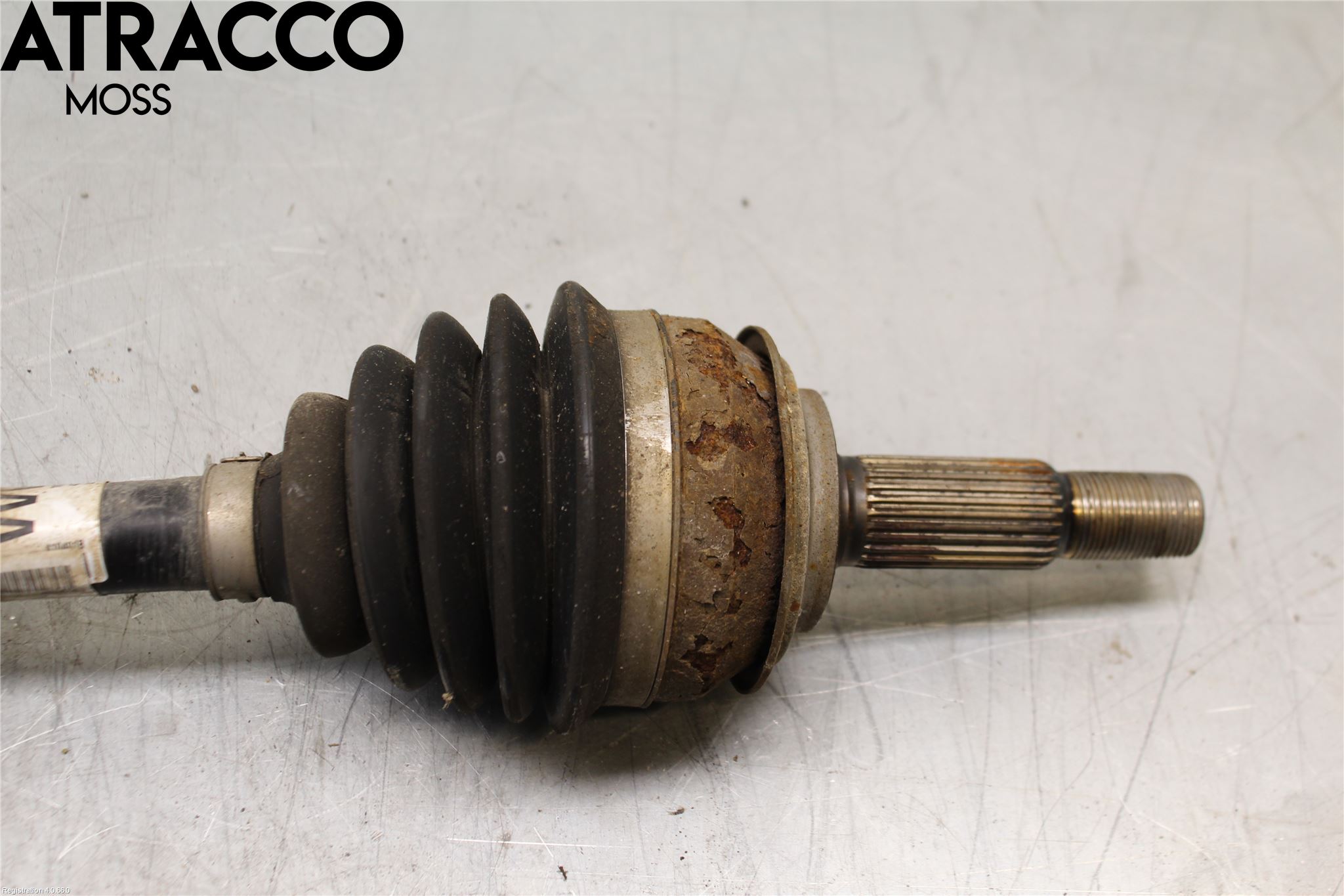 Toyota YARIS XP130 15-20 Drivaksel Foran Kompl Høyre