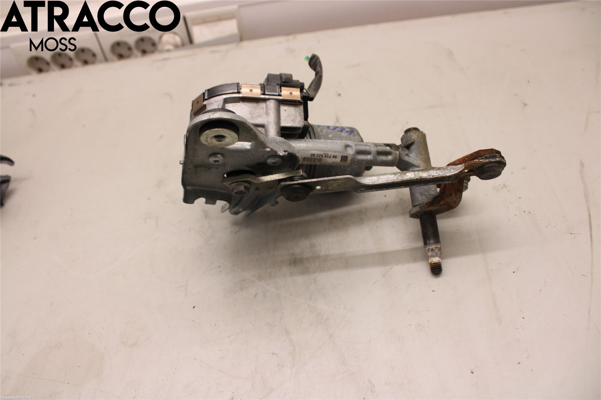 Peugeot 3008 09-16 Viskermotor Frontrute