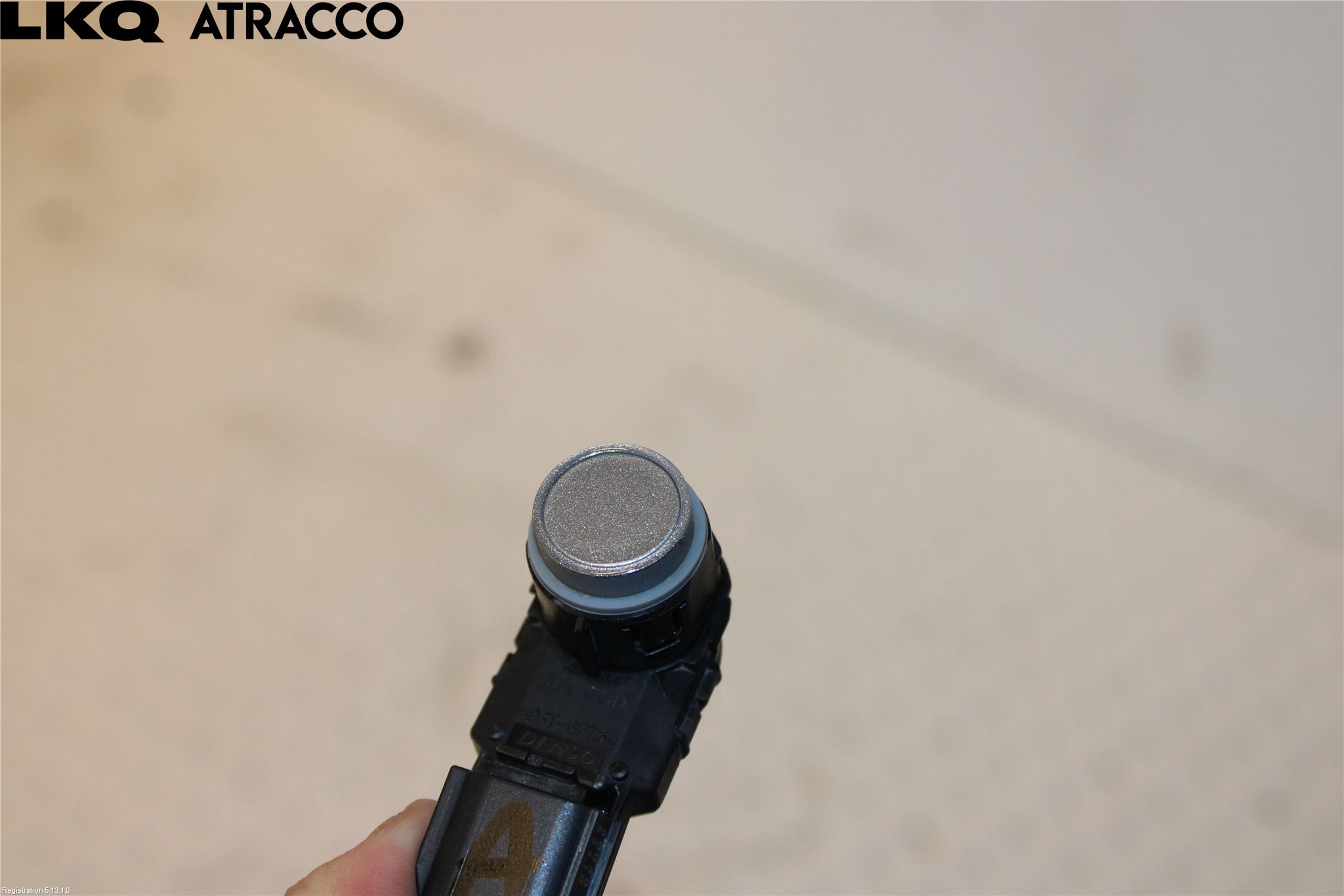 Toyota RAV4 19- Sensor Parkering Front