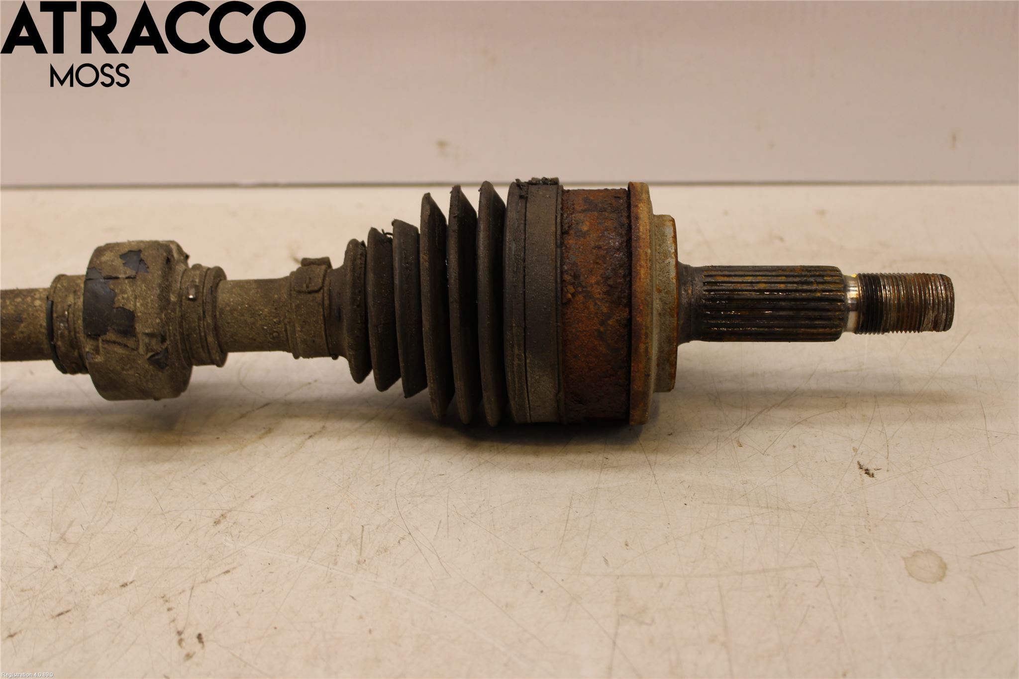 Toyota AURIS 13-19 Drivaksel Foran Kompl Venstre