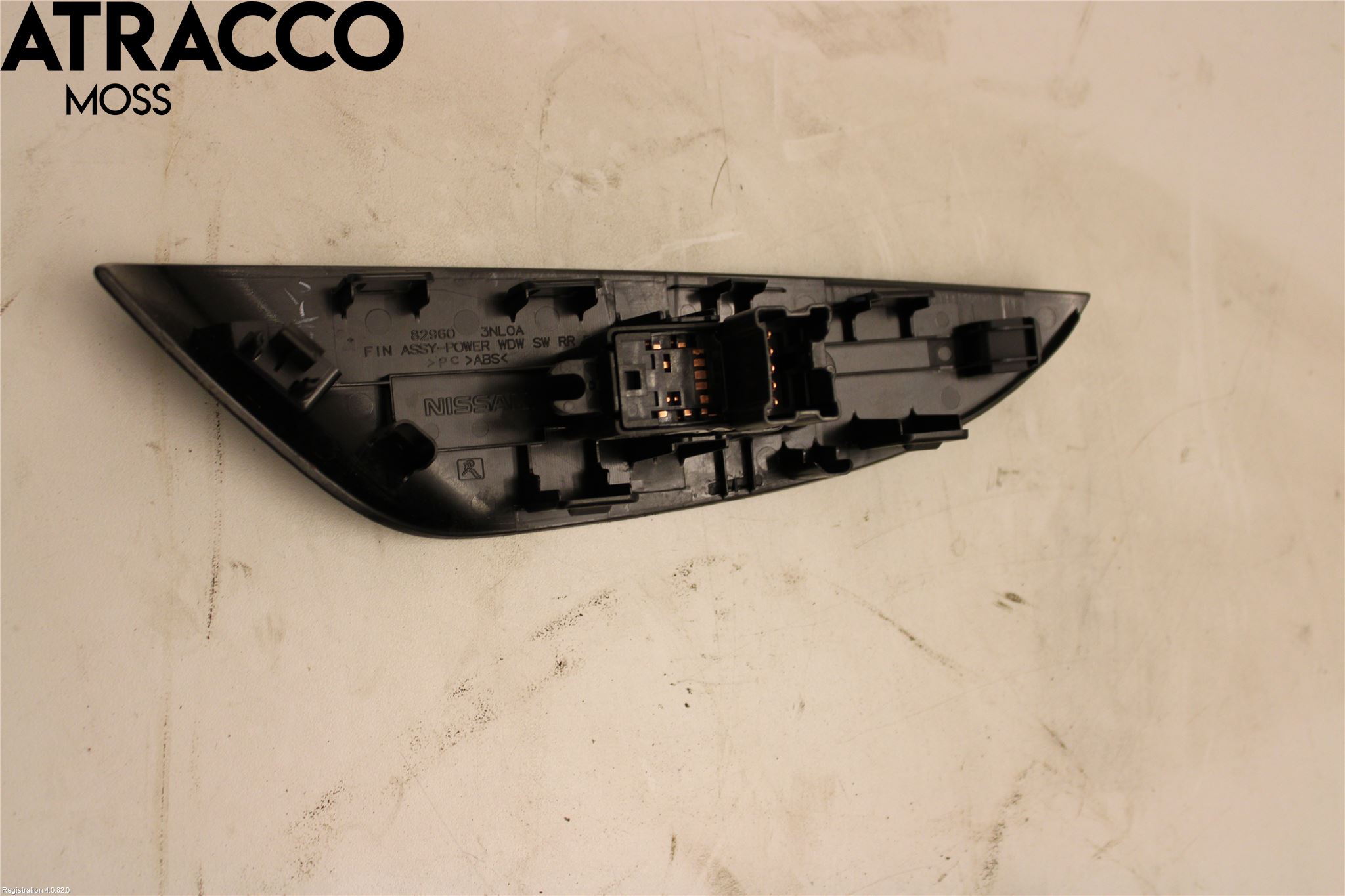 Nissan LEAF 11-17 Bryter Vindusheis