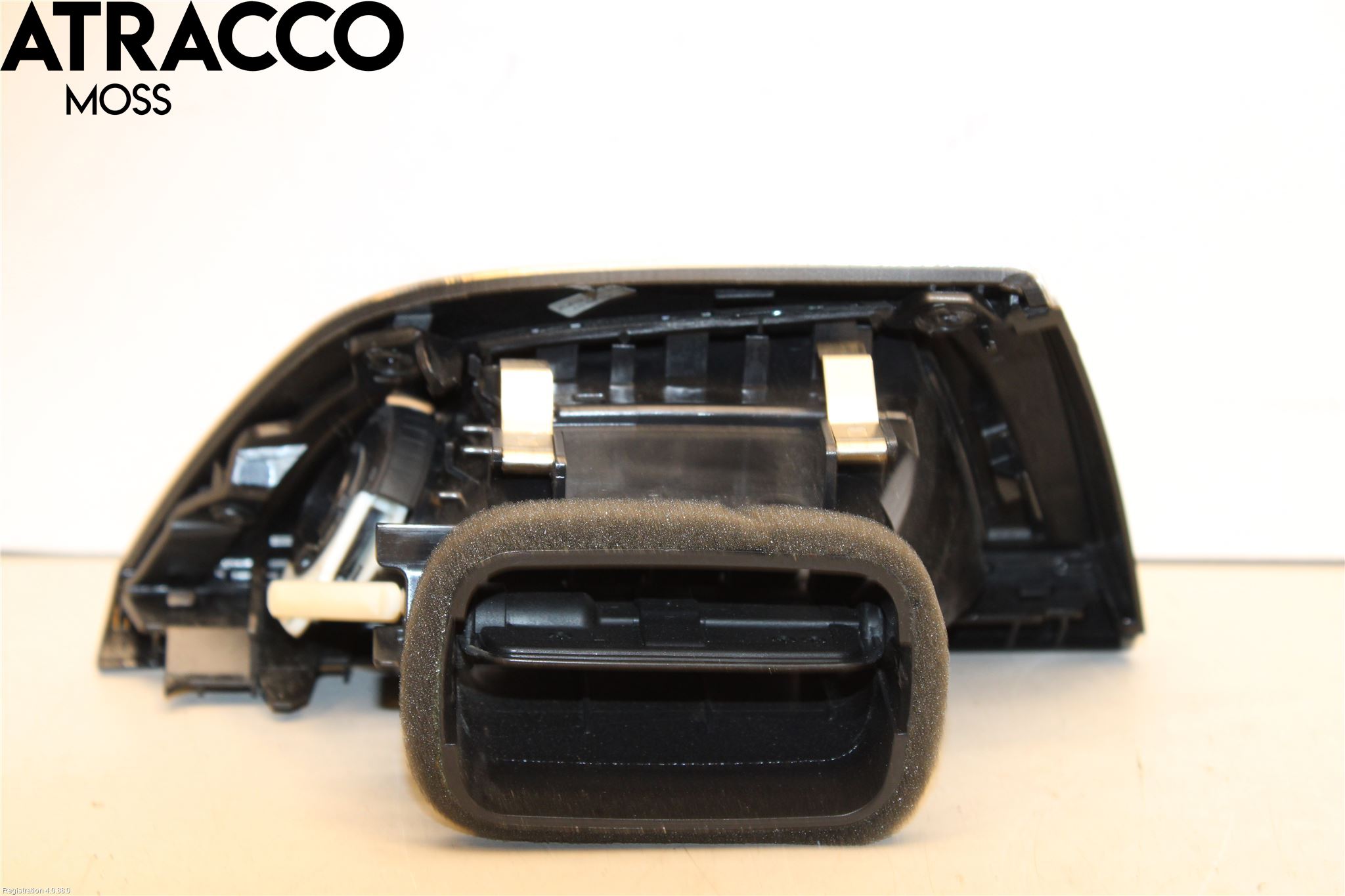 BMW 1 F20/F21 11-19 Dashbord Kanal - Dyse