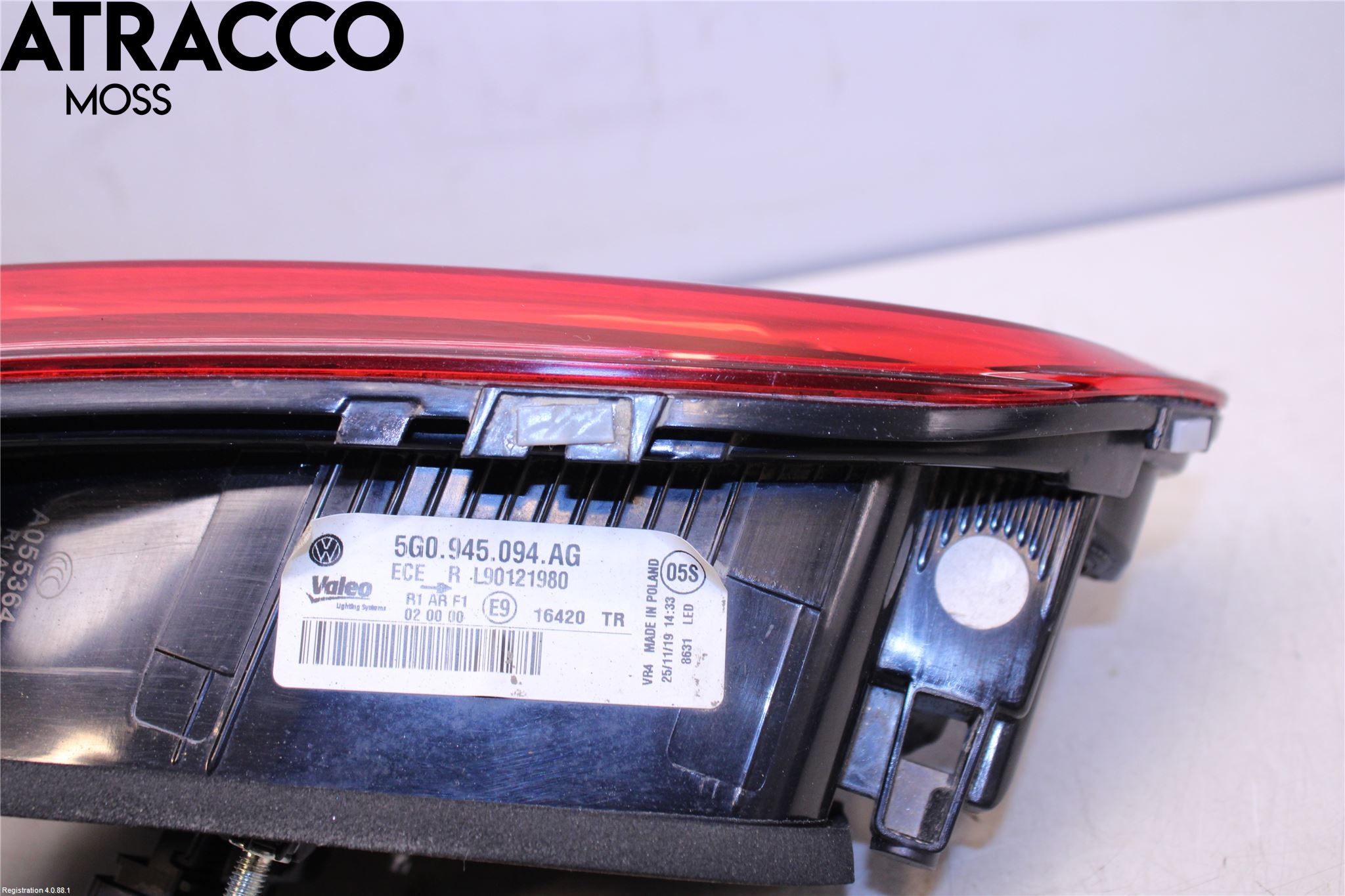 Volkswagen VW GOLF / E-GOLF VII 13-20 Baklykt Høyre  På Luke(Indre)