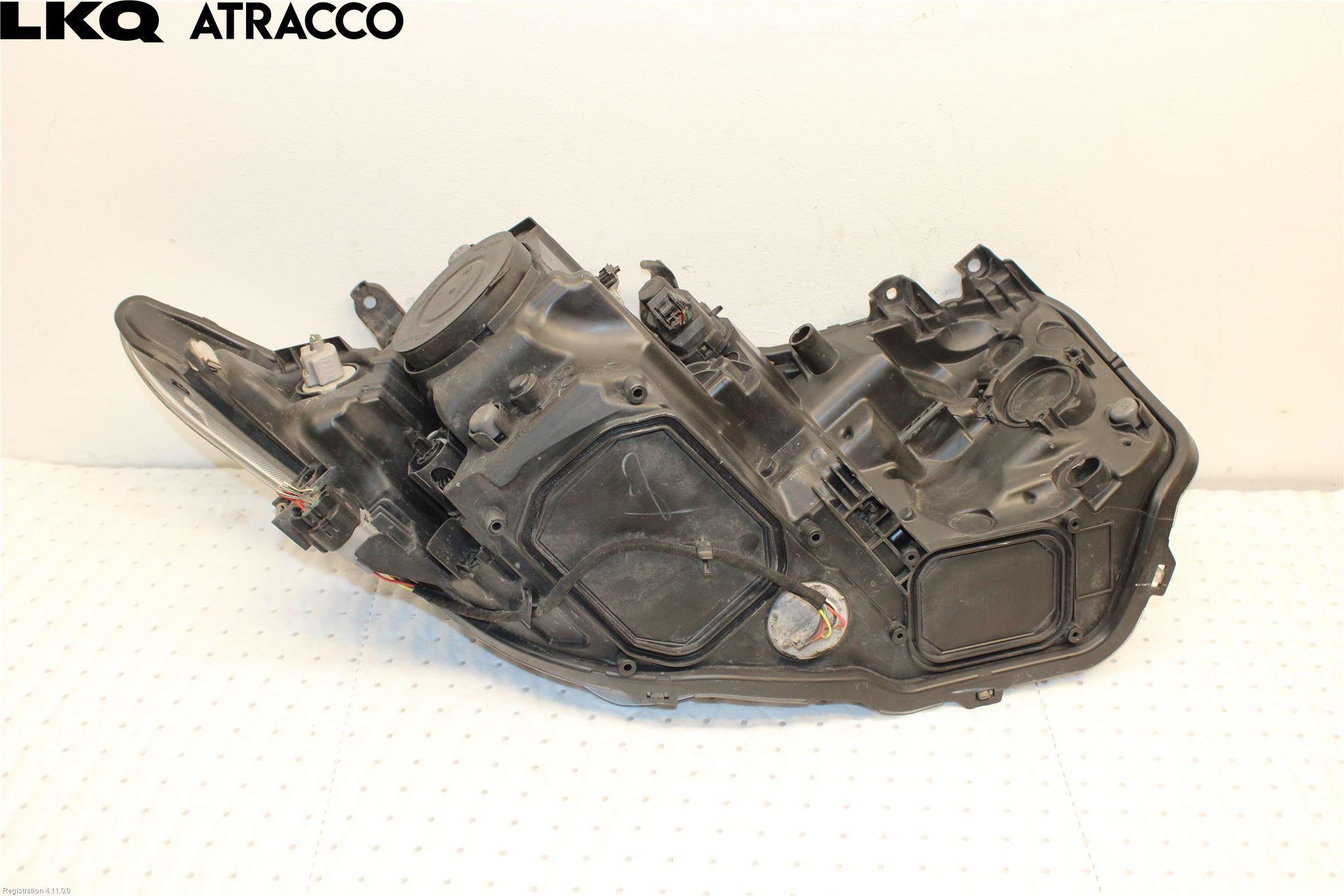 Toyota AURIS 13-19 Frontlykt Venstre