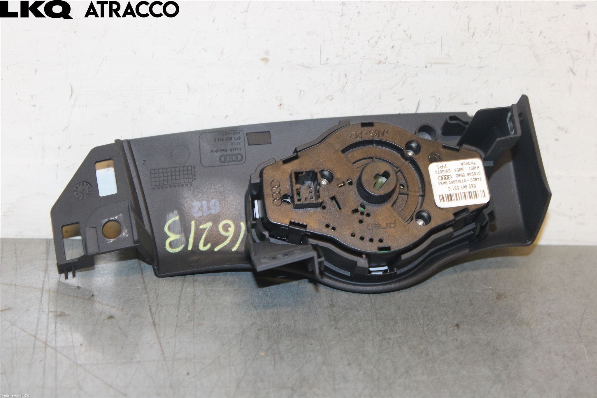 Audi A4/S4 08-11 Bryter Hovedlys