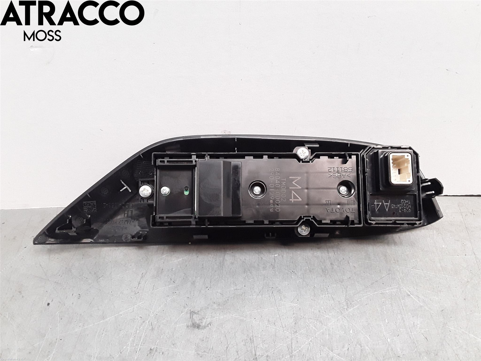 Toyota YARIS CROSS XP21 21- Bryter Vindusheis