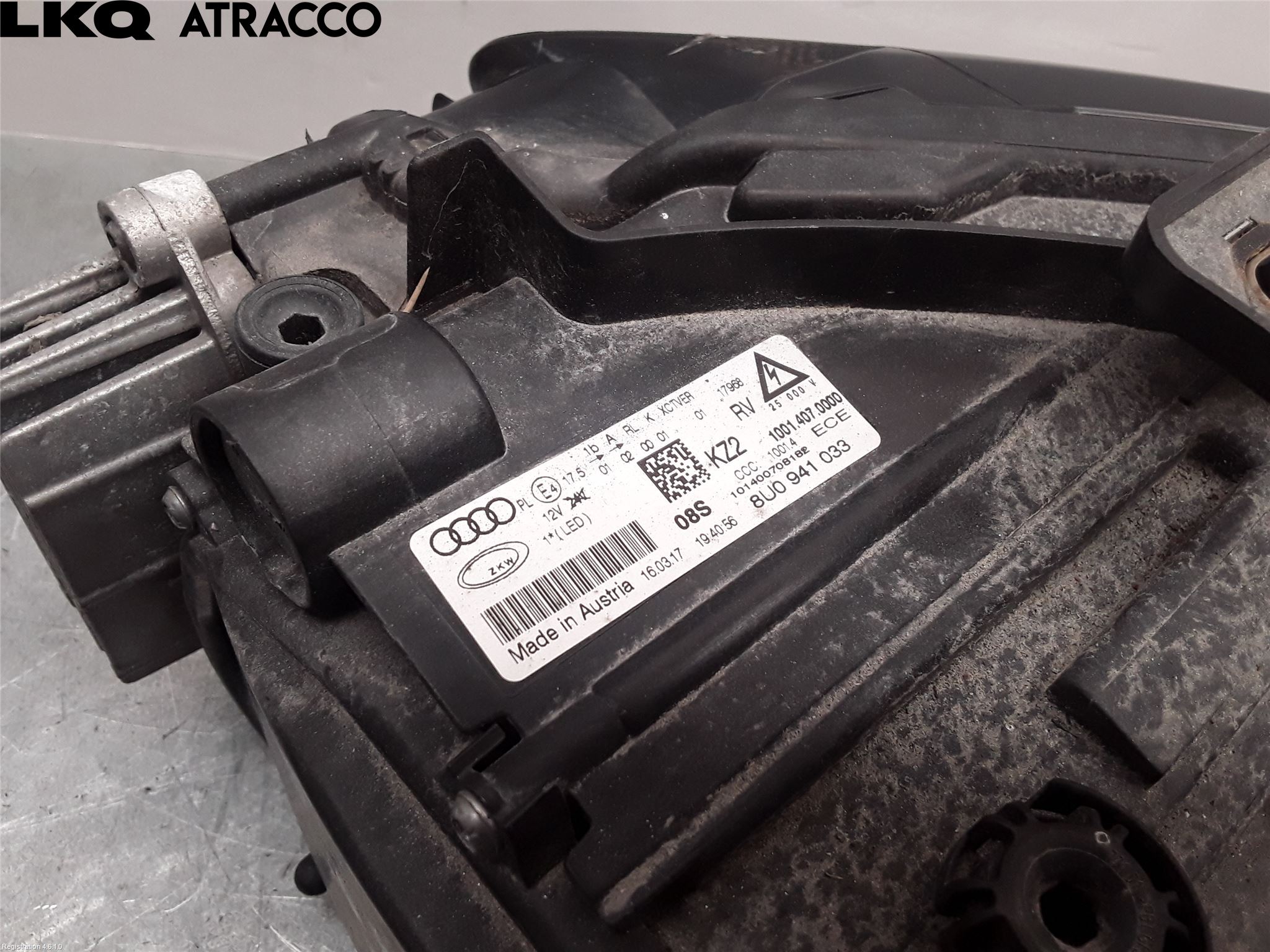 Audi Q3 8U 12-18 Frontlykt Venstre