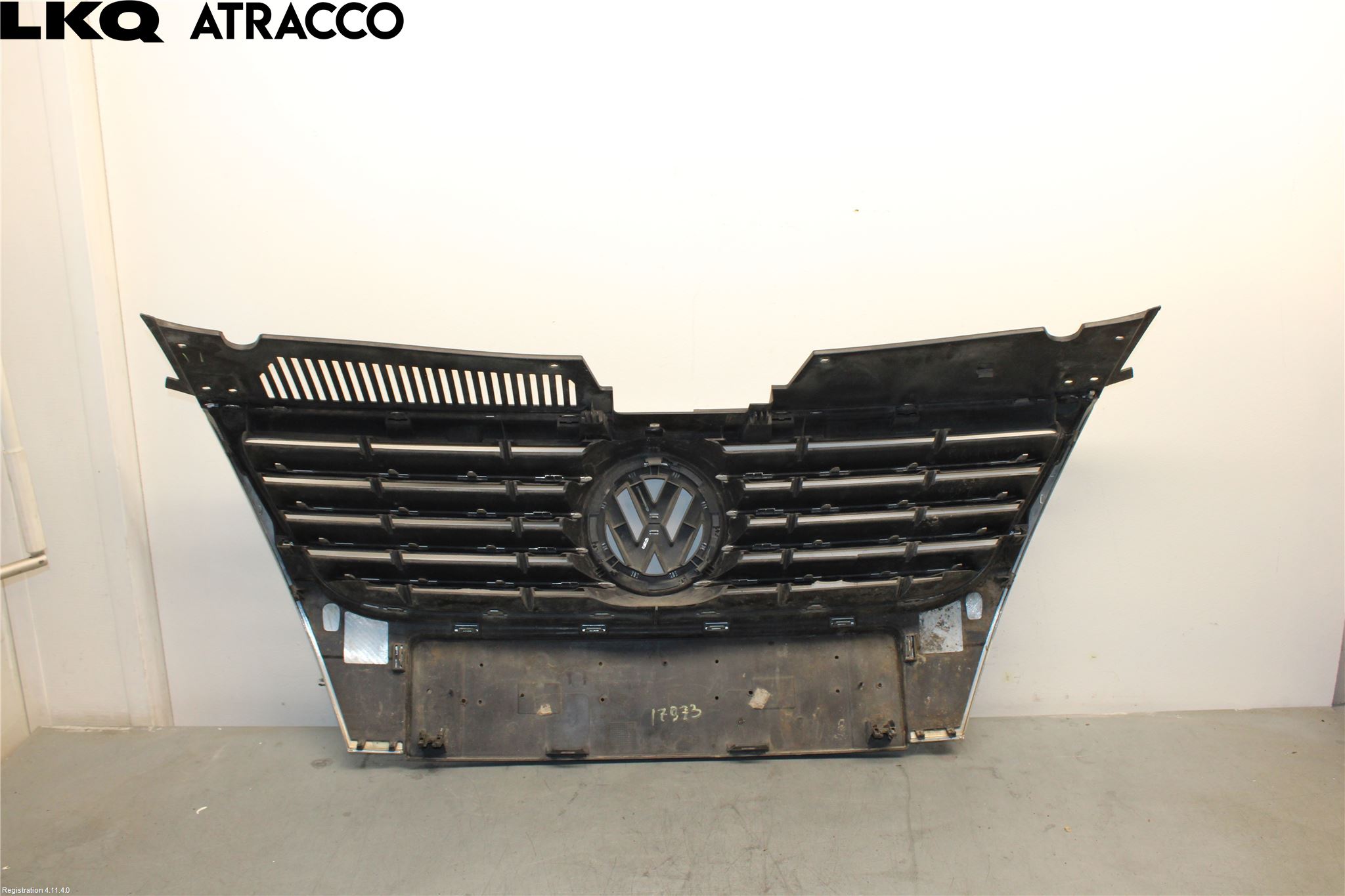 Volkswagen VW PASSAT 05-11 Grill Komplett