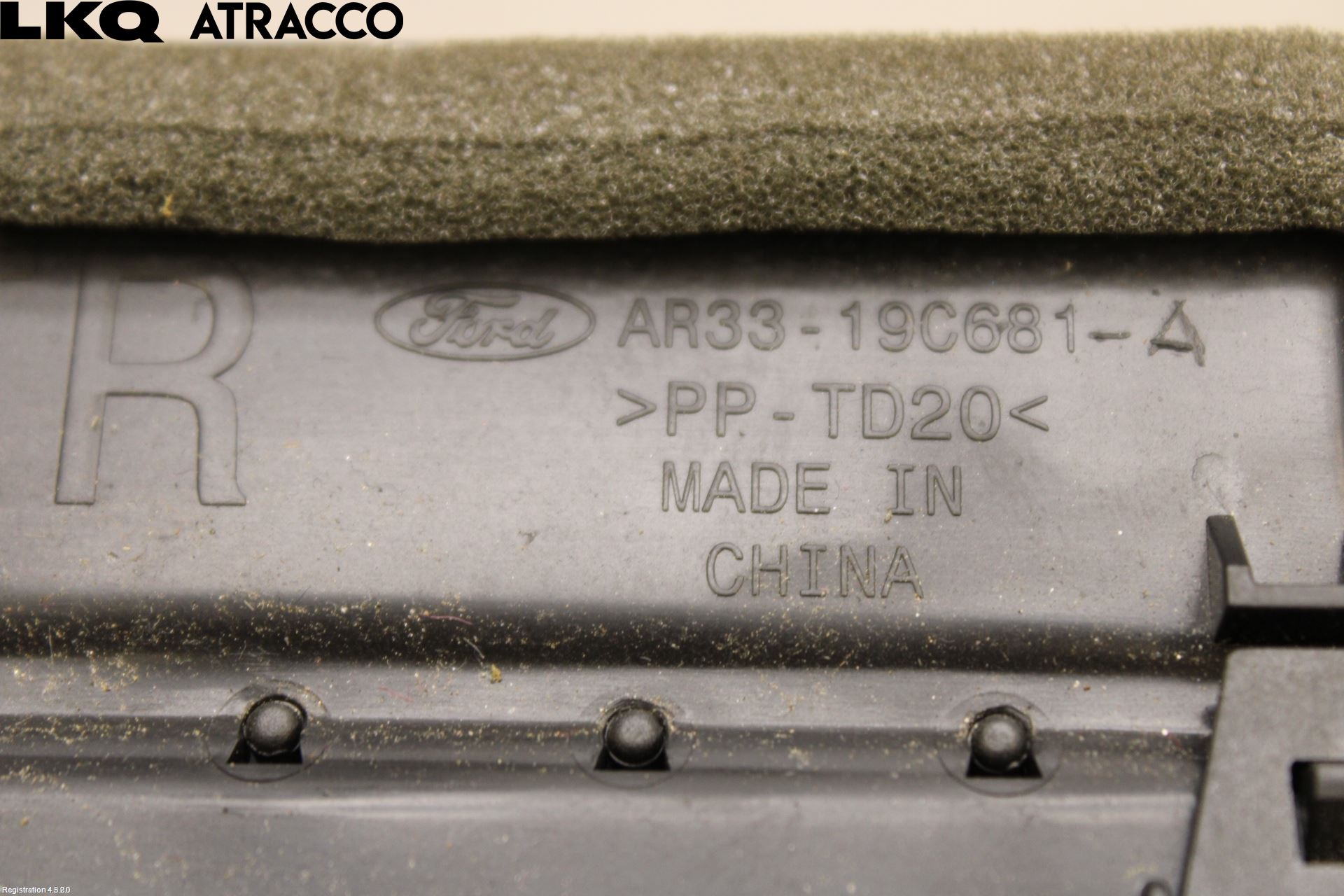 Ford MUSTANG V 05-14 Dashbord Kanal - Dyse