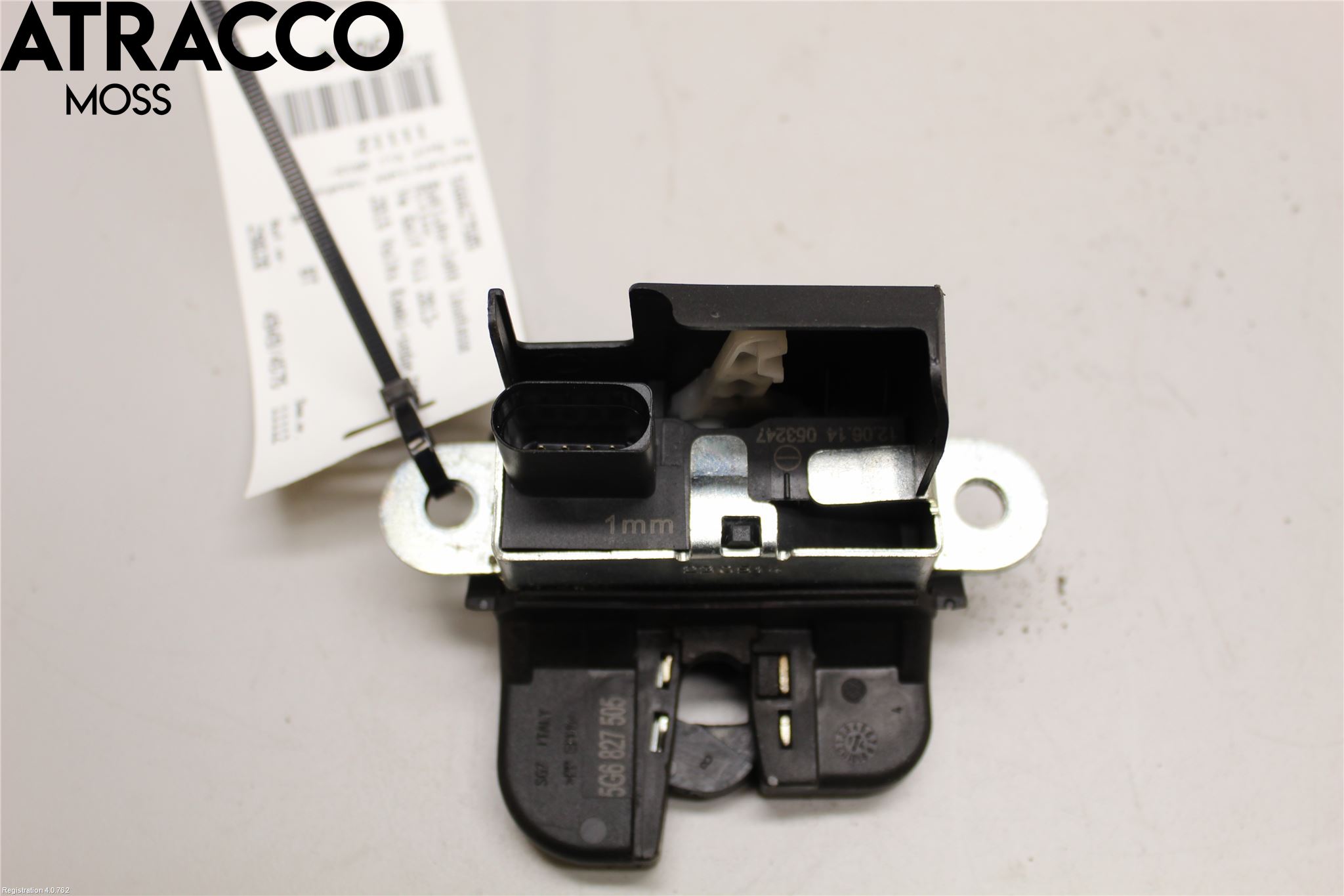 Volkswagen VW GOLF / E-GOLF VII 13-20 Bakluke-Lokk Låsekasse