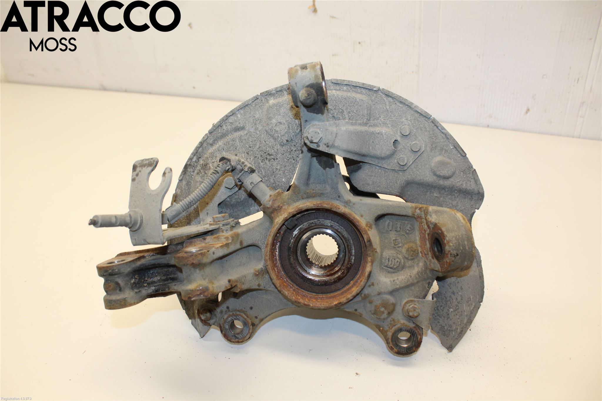 Peugeot 5008 17-24 Spindel Hf