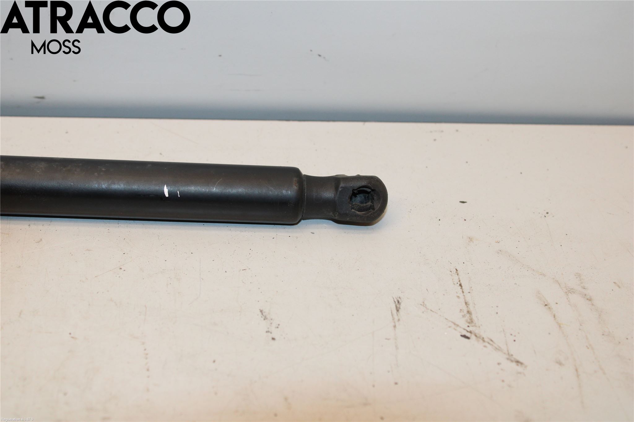 Volkswagen VW GOLF / E-GOLF VII 13-20 Bakluke Demper-Gassfjær