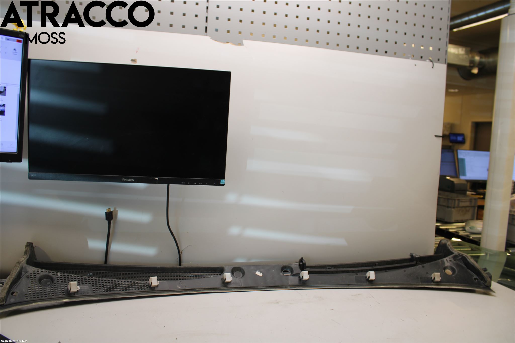 Renault KANGOO II 08-14 Visker Deksel-Grill-Under Frr