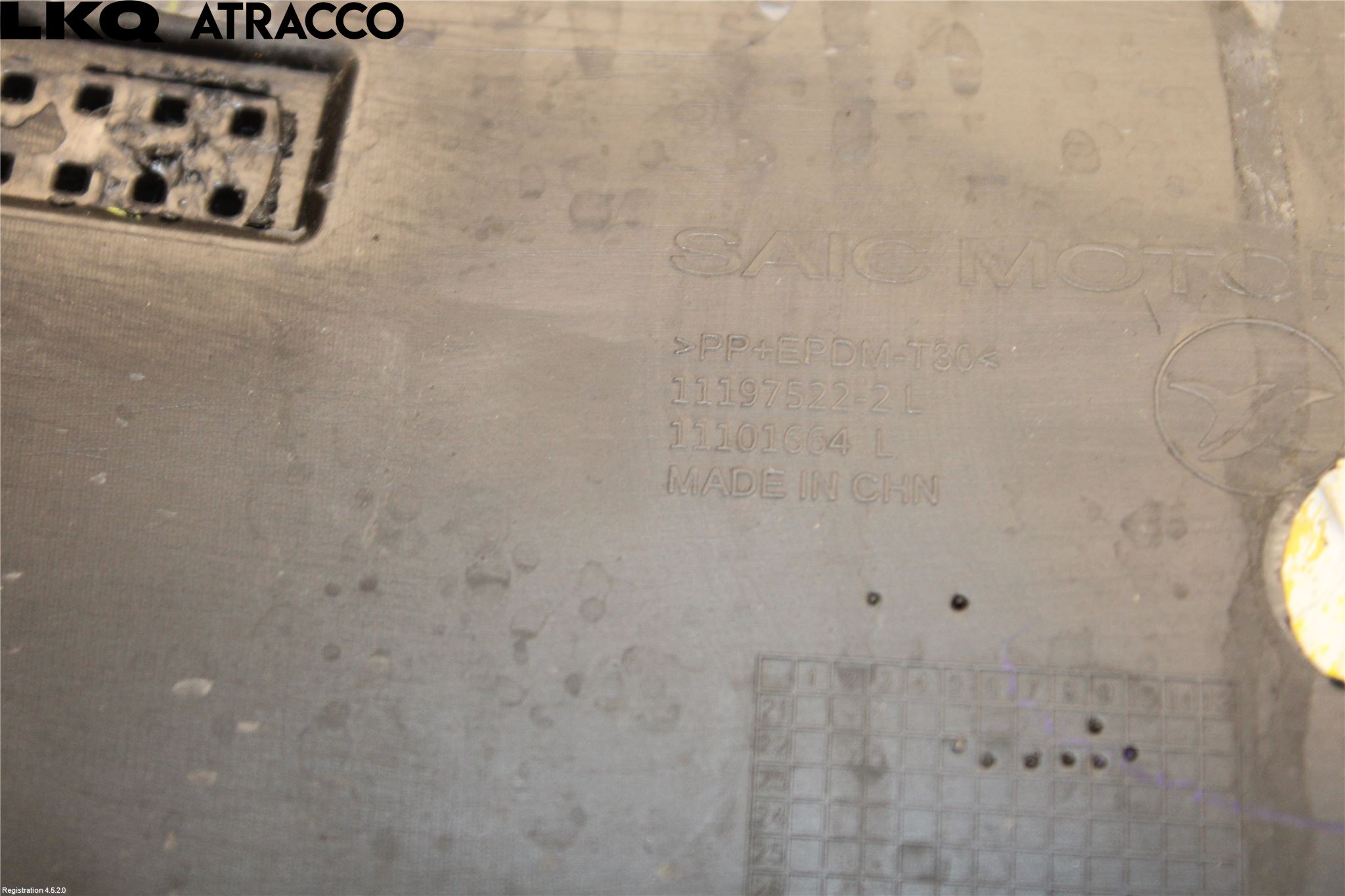 MG 4 23- List Venstre Side