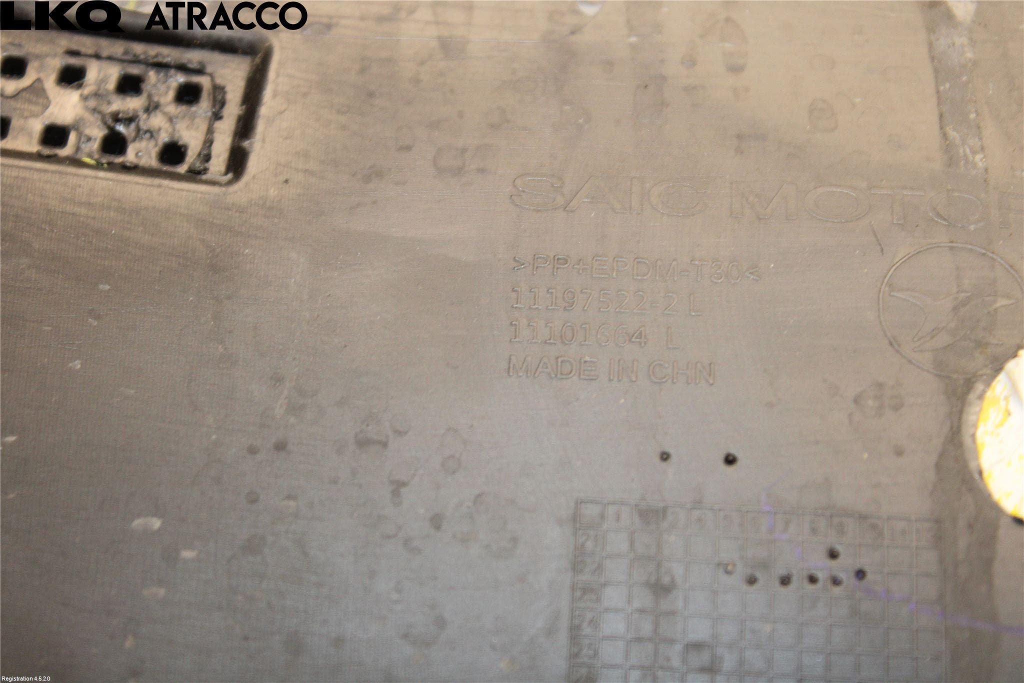 MG 4 23- List Venstre Side