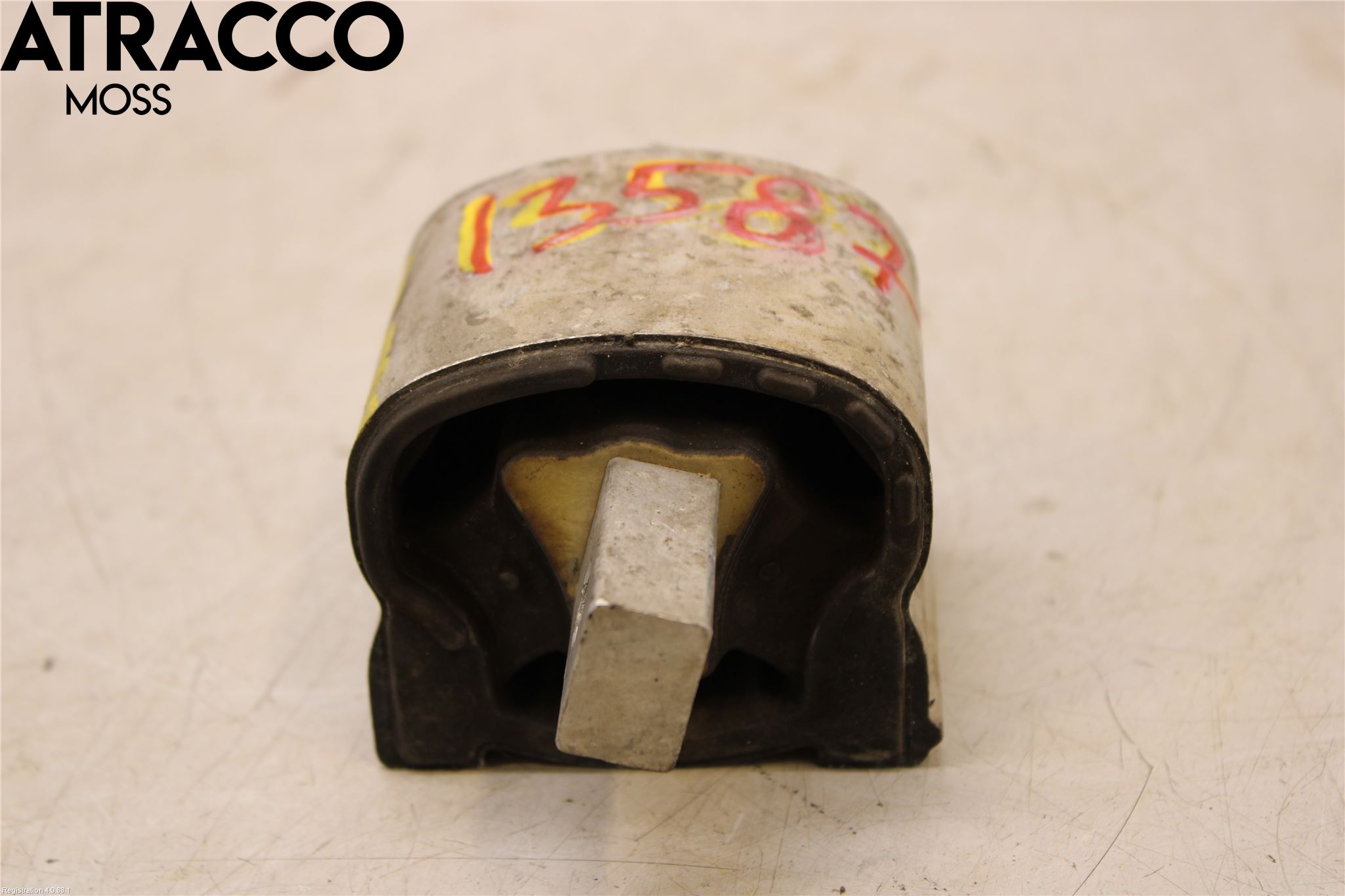 Mercedes-Benz MB C-KLASS (W205) 14-21 Gearkasse Feste Gummi