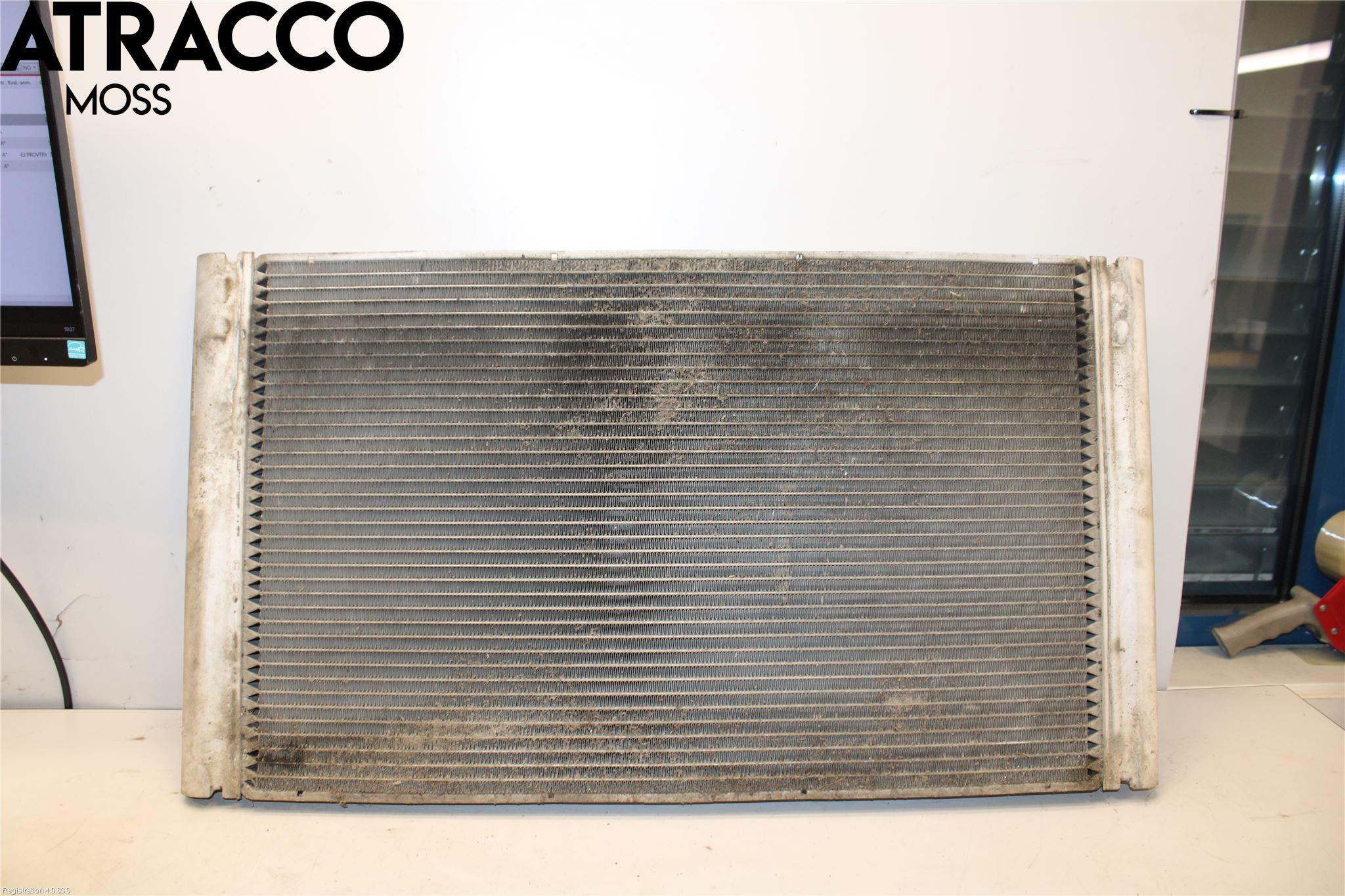 BMW 5 E60/61 Sed/Tou 02-10 Radiator Automat