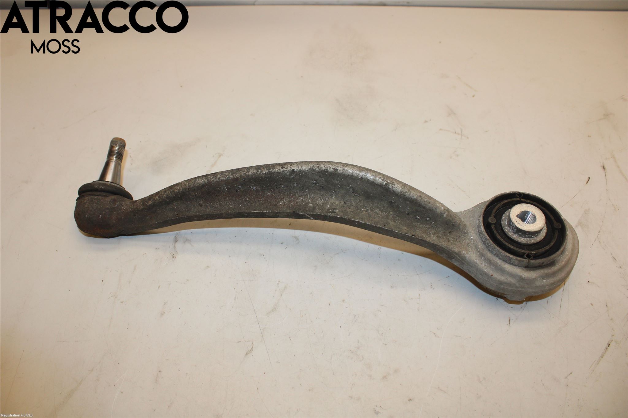 Mercedes-Benz MB C-KLASS (W205) 14-21 Bærearm Foran Venstre Nedre