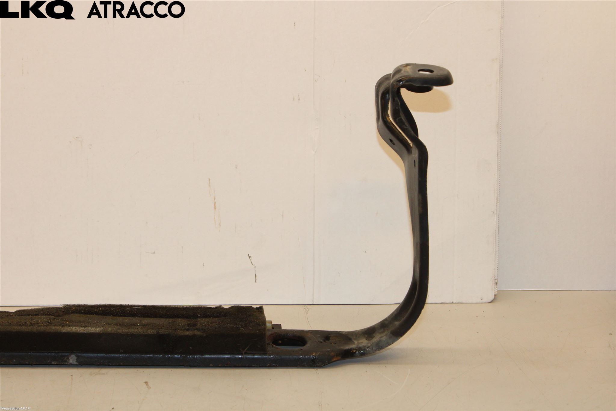 Ford KUGA 08-12 Radiator Feste - Ramme - Bjelk