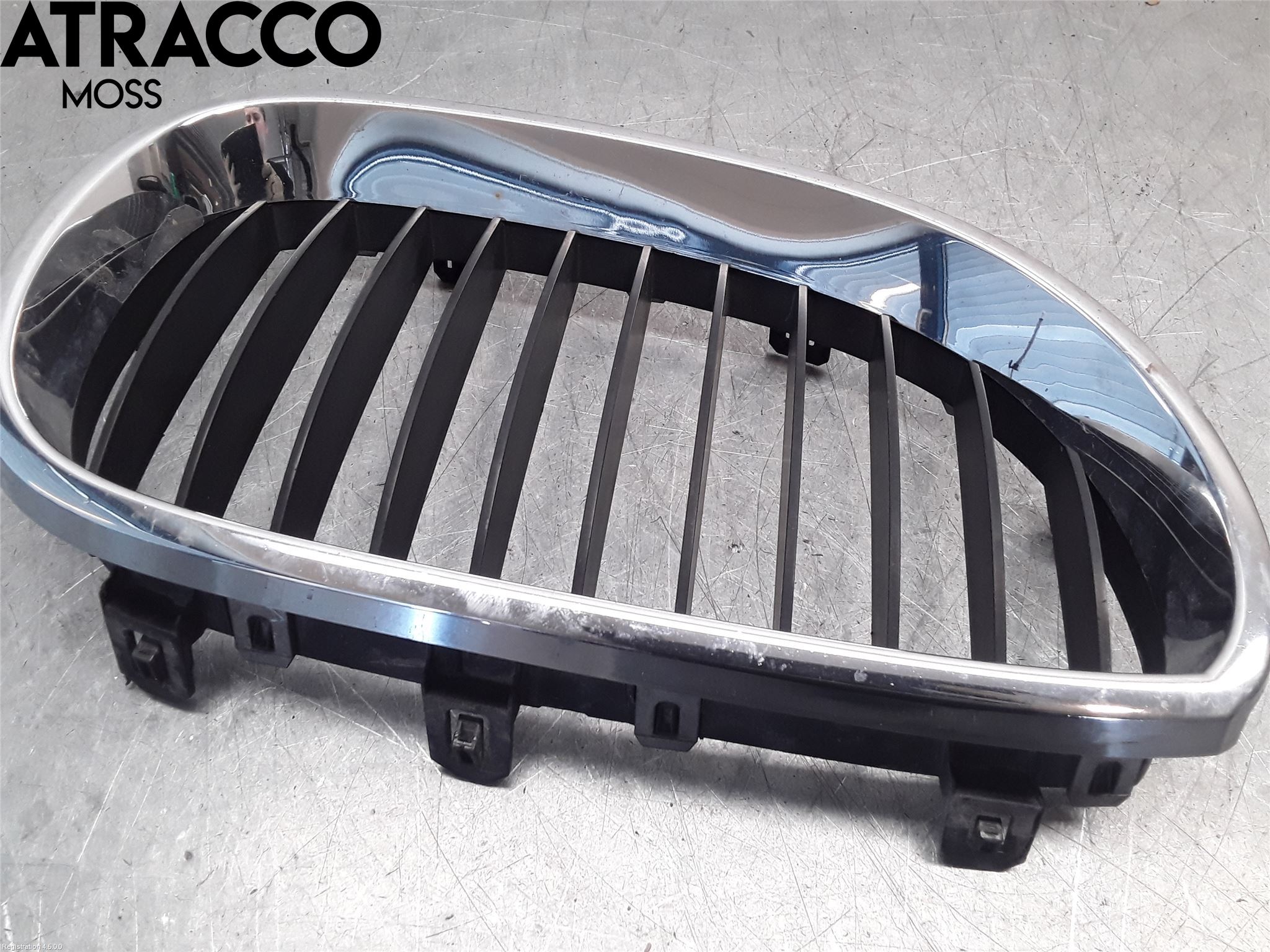 BMW 5 E60/61 Sed/Tou 02-10 Grilldel Høyre