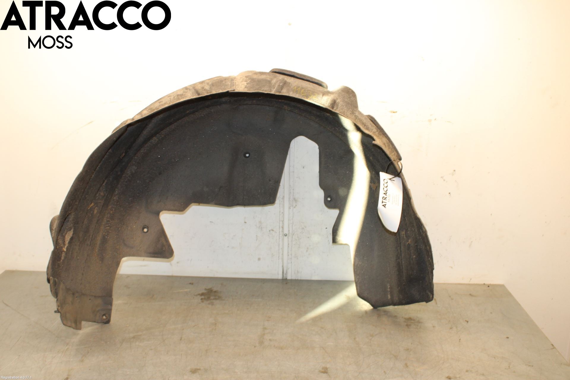 Mercedes-Benz MB E-KLASS (W212) 09-16 Skjerm Indre