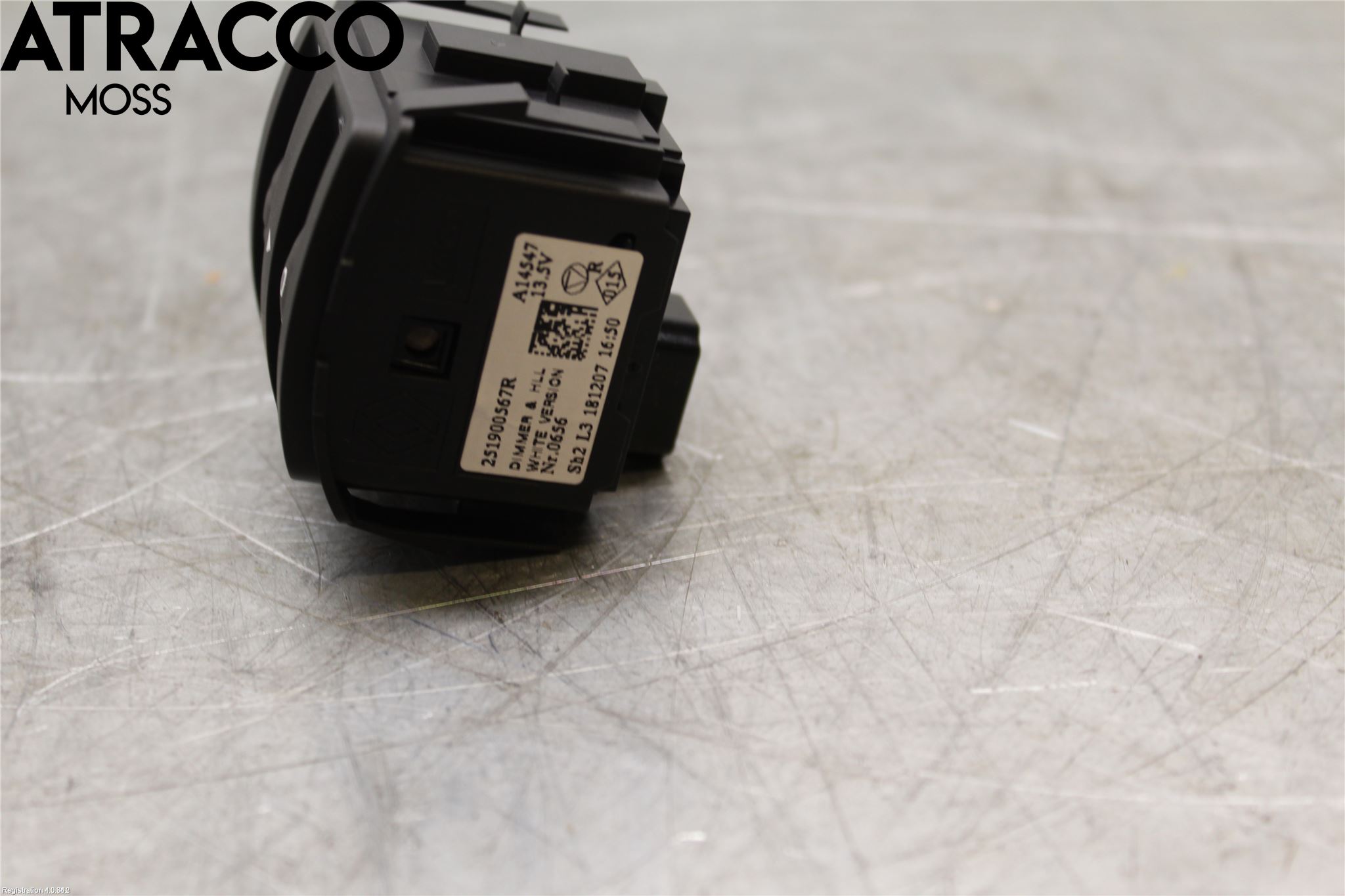 Renault ZOE/E-TECH 13- Bryter Ekstra Lys