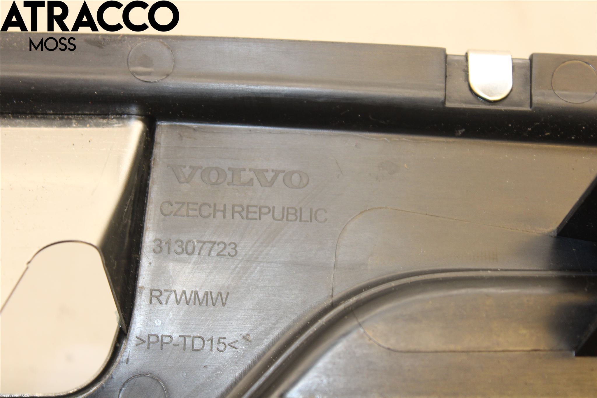 Volvo XC60 09-13 Innr Bakpart