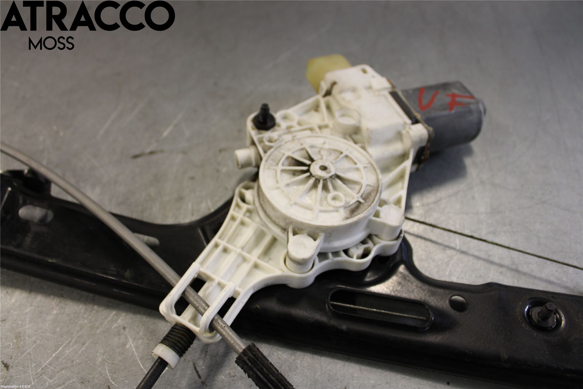 BMW 1 E87/81 5D/3D 03-11 Vindusheis El Komp