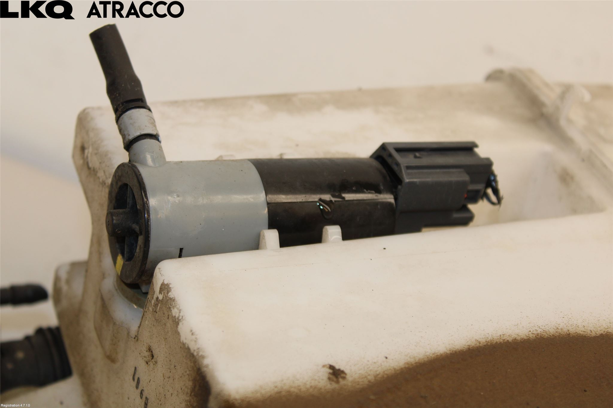 Nissan X-TRAIL 14-21 Spylerbeholder Frontrute-Lykte