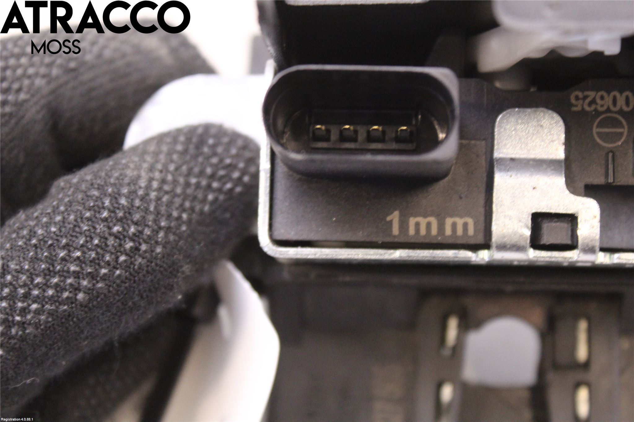 Volkswagen VW GOLF / E-GOLF VII 13-20 Bakluke-Lokk Låsekasse