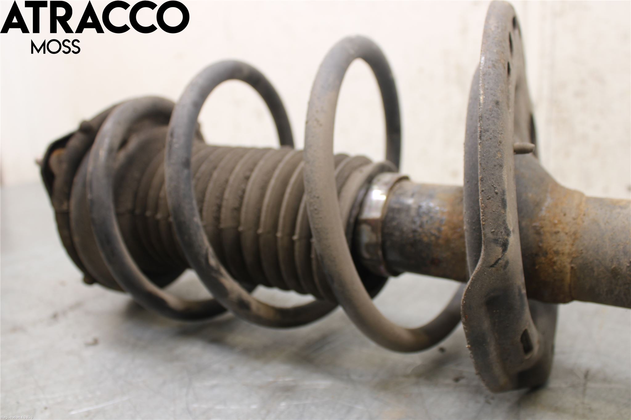 Toyota RAV4 13-18 Fjærbein Foran Høyre