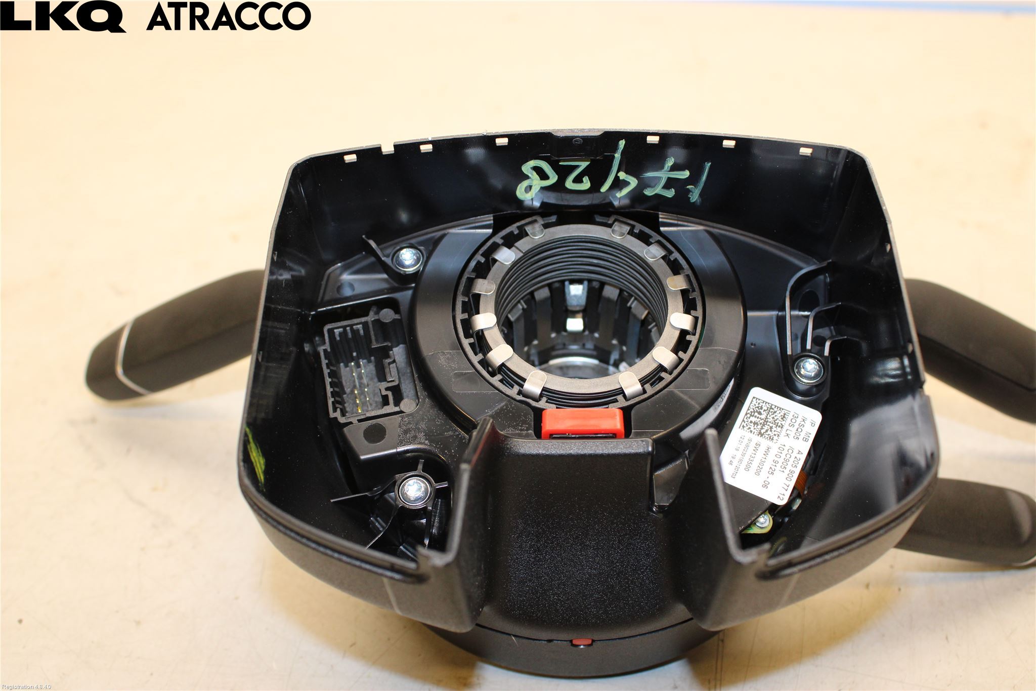 Mercedes-Benz MB C-KLASS (W205) 14-21 Bryter Multifunksjon