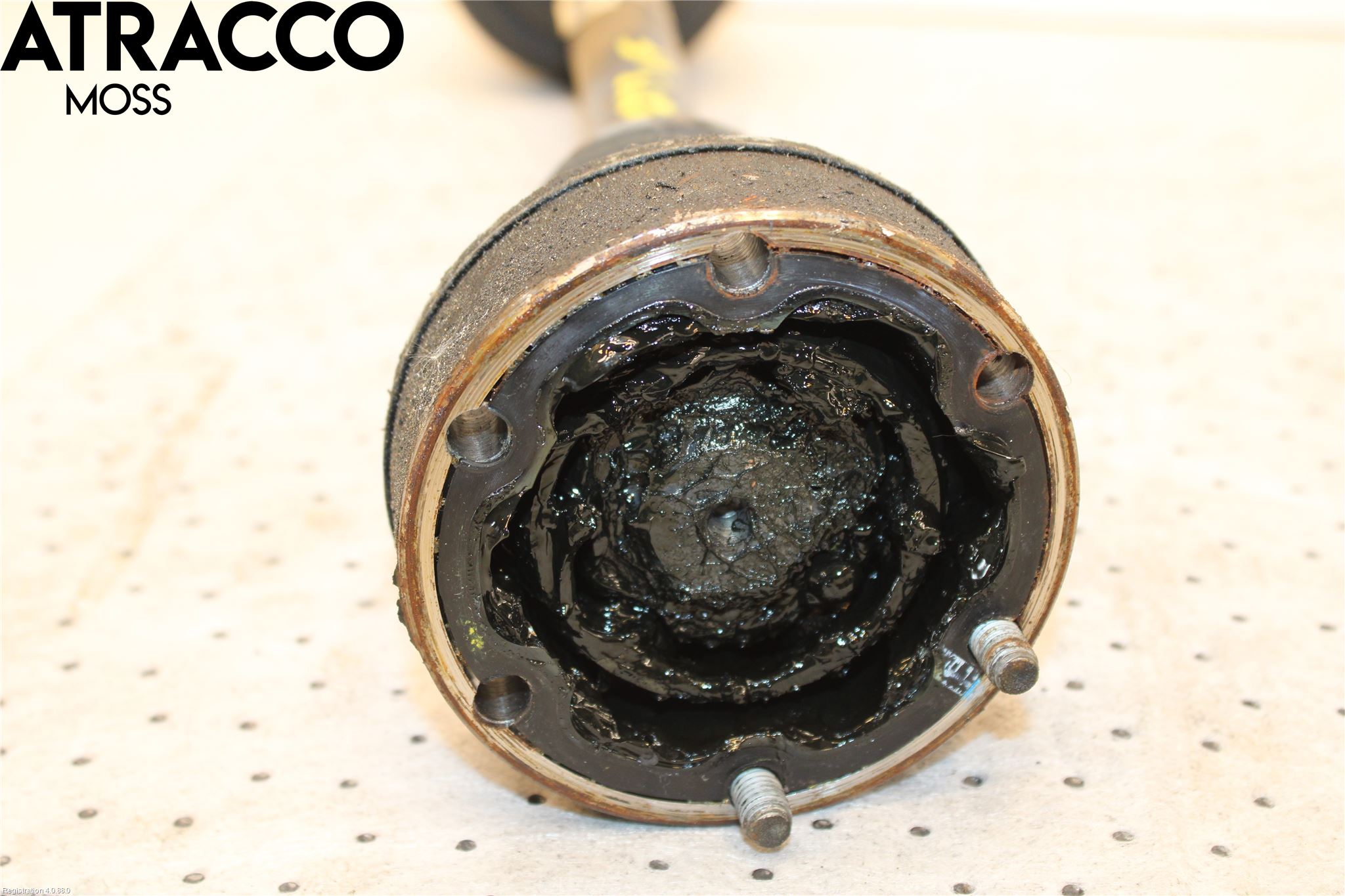 Volkswagen VW GOLF VI 09-13 Drivaksel Foran Kompl Venstre