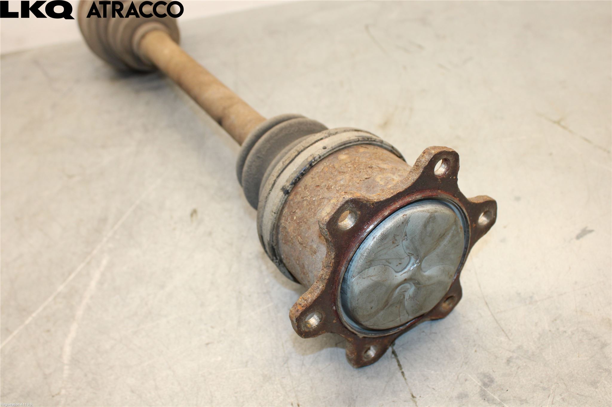 Toyota HI-ACE 06-12 Drivaksel Bak Kompl Høyre