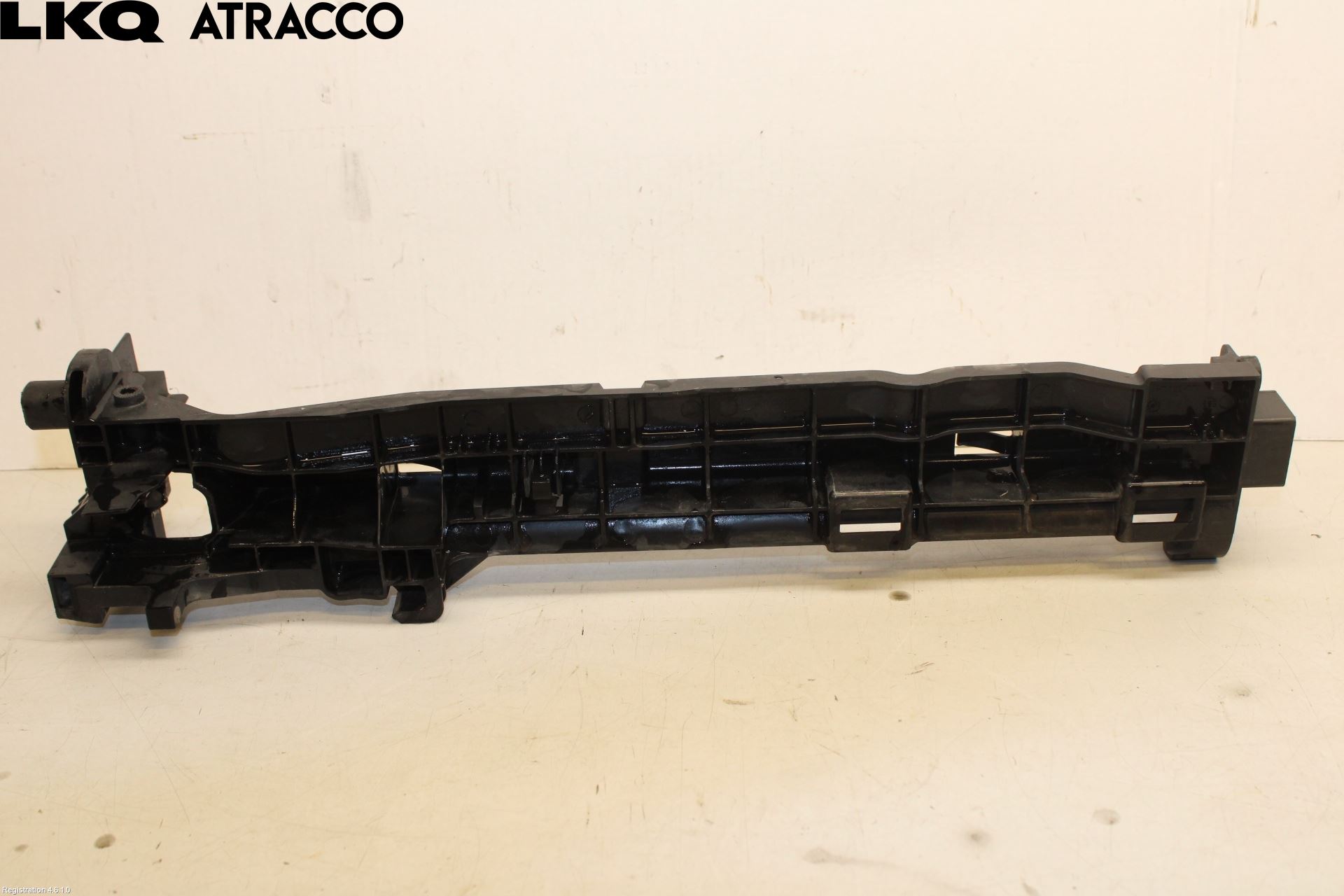 Mercedes-Benz MB C-KLASS (W205) 14-21 Radiator Feste - Ramme - Bjelk