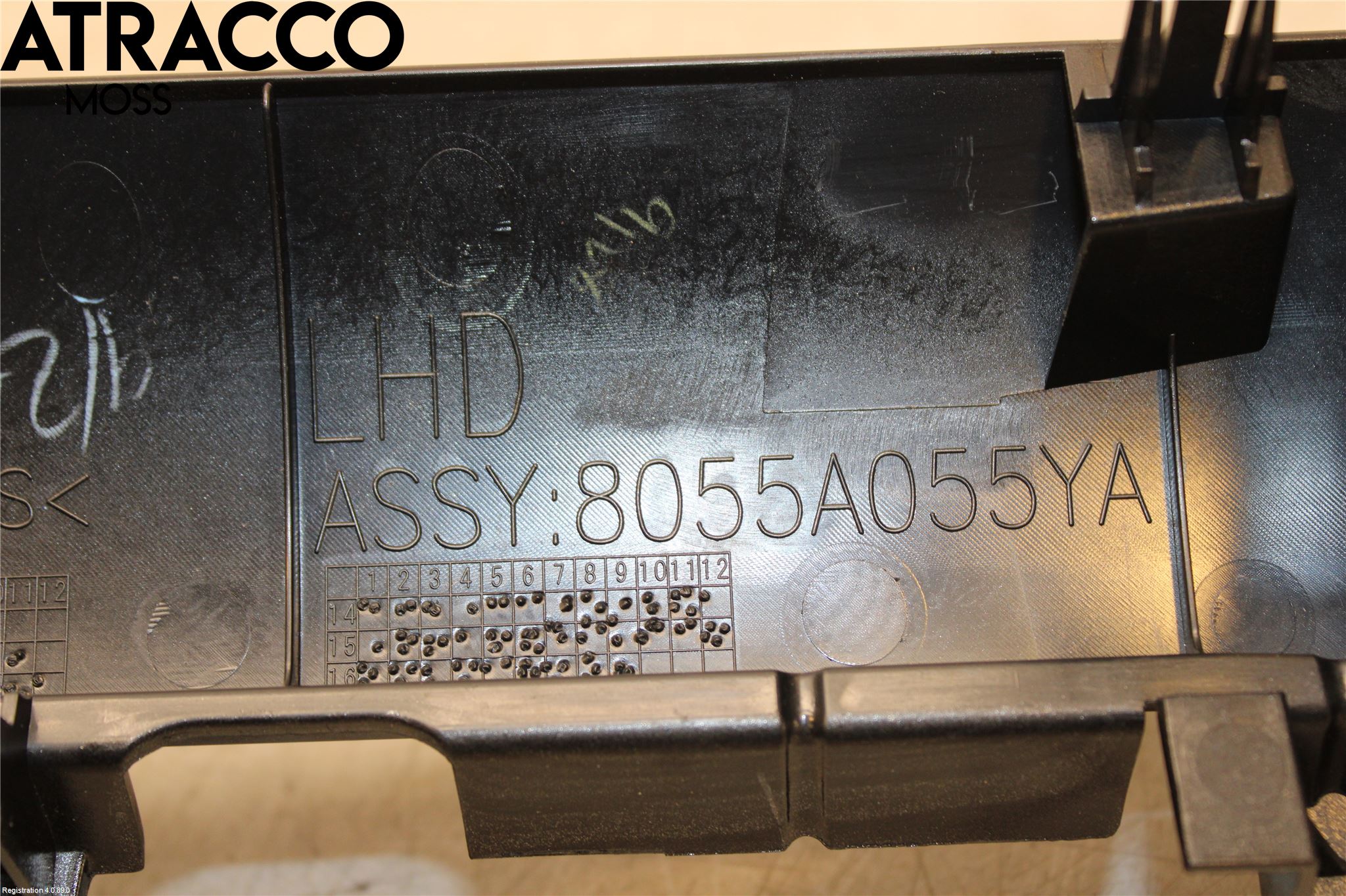 Mitsubishi OUTLANDER 13-21 Dashbord Kanal - Dyse