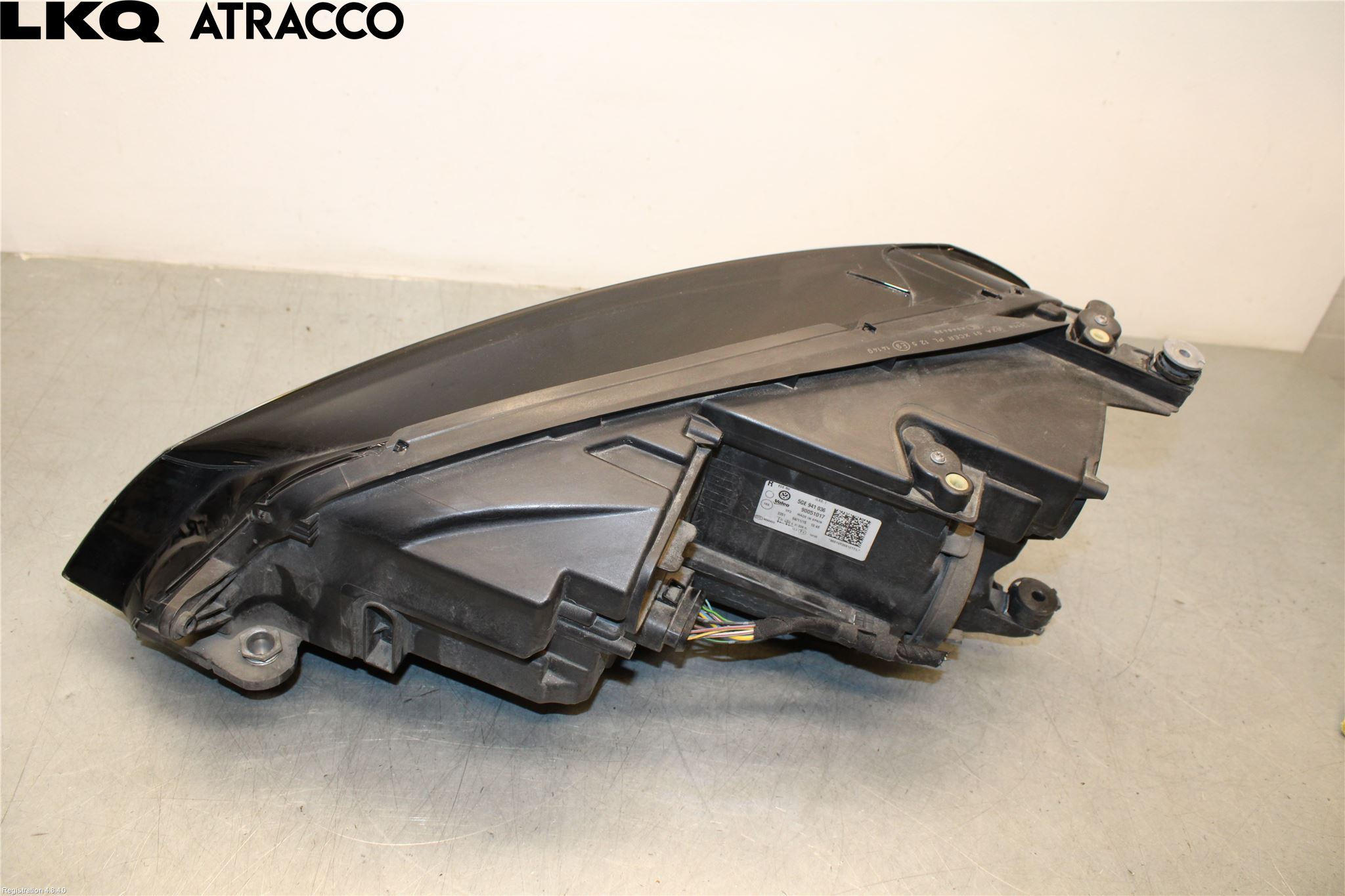 Volkswagen VW GOLF / E-GOLF VII 13-20 Frontlykt Høyre