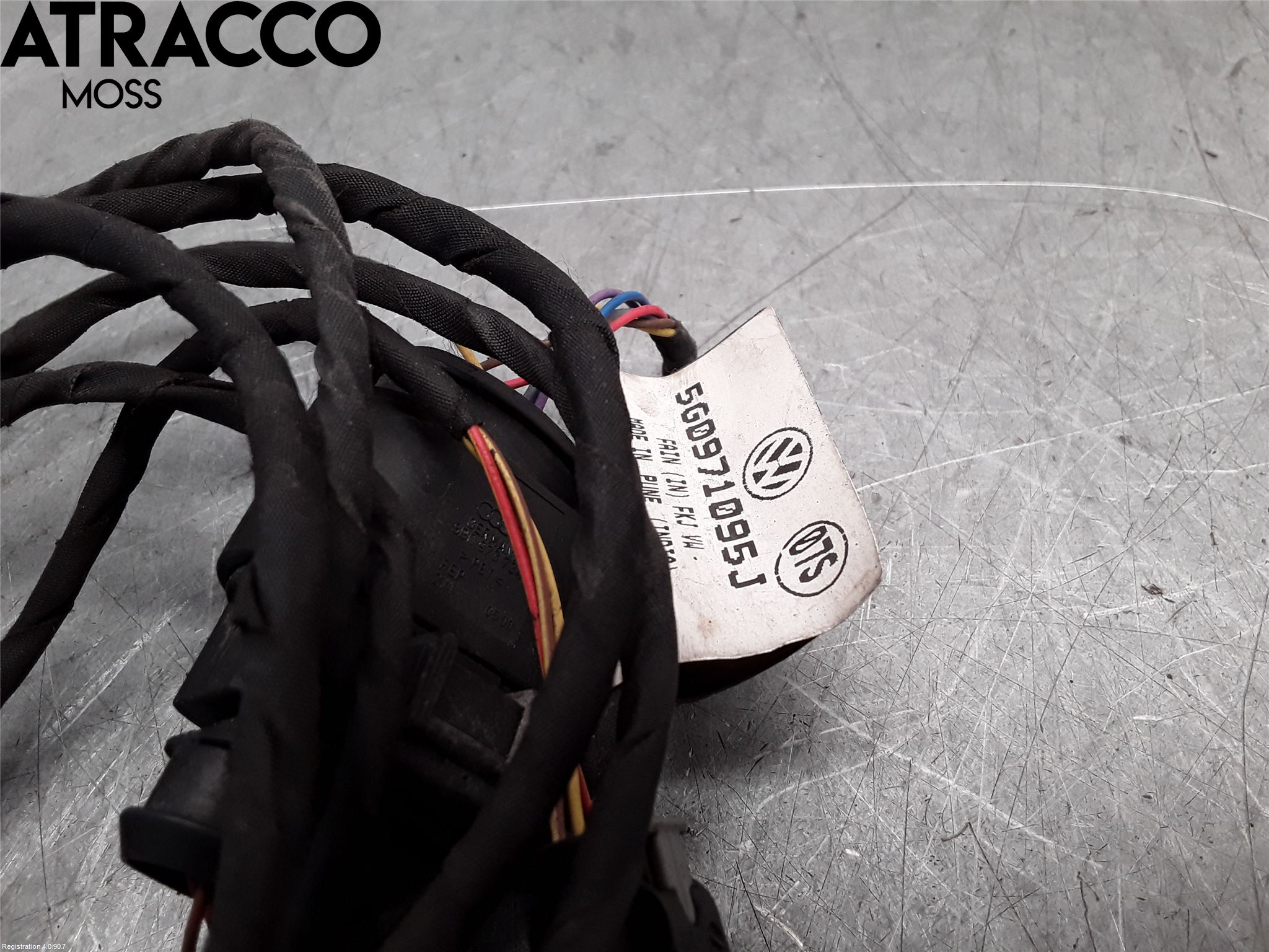 Volkswagen VW GOLF / E-GOLF VII 13-20 Sensor Parkering Front