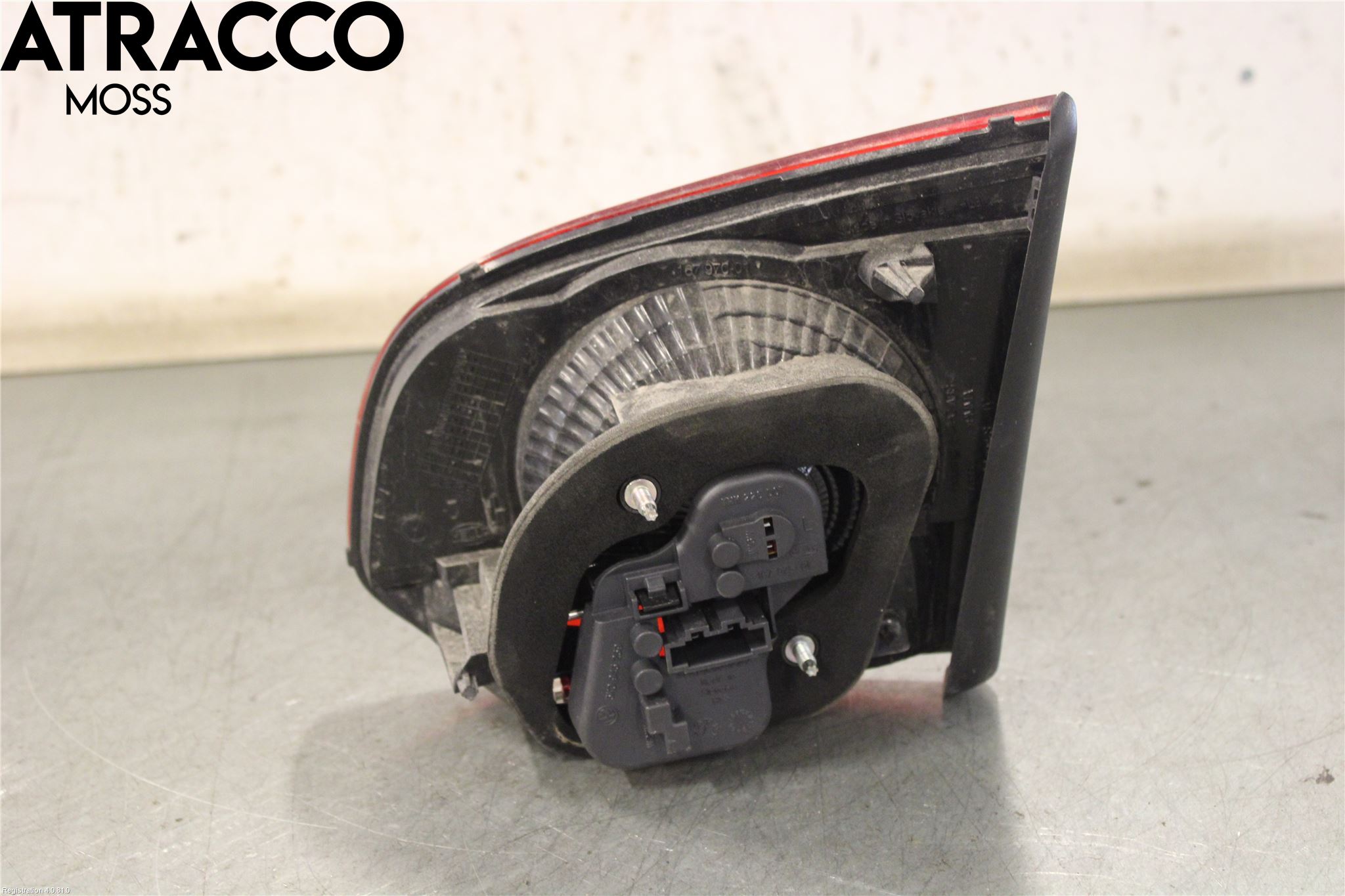 Volkswagen VW GOLF VI 09-13 Baklykt Venstre  På Luke(Indre