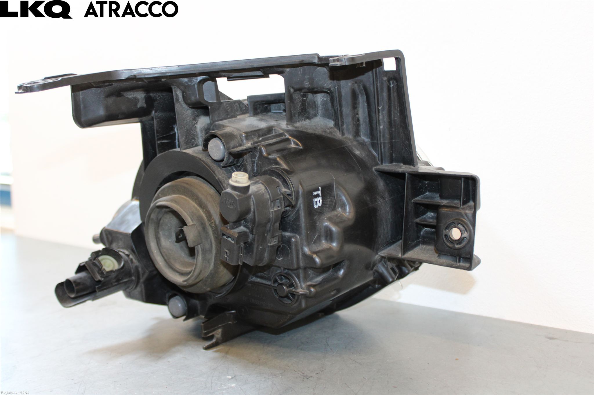 Nissan JUKE 10-14 Frontlykt Venstre